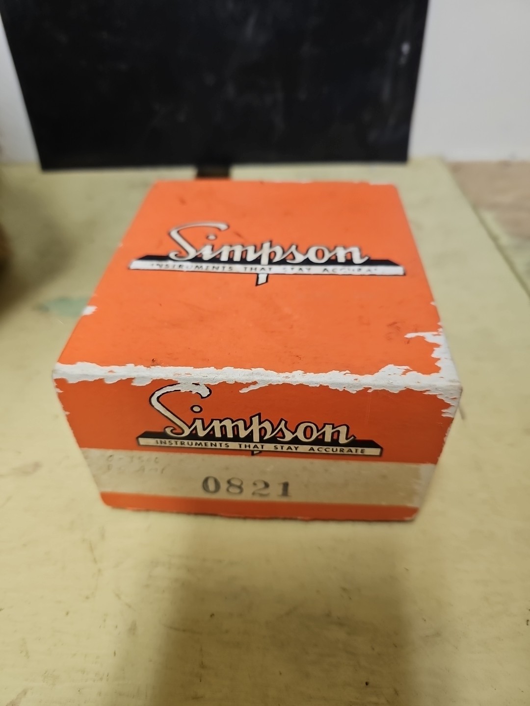 Simpson SK525-T3  0-8 Volts DC AMPERES NEW OLD STOCK Open Box