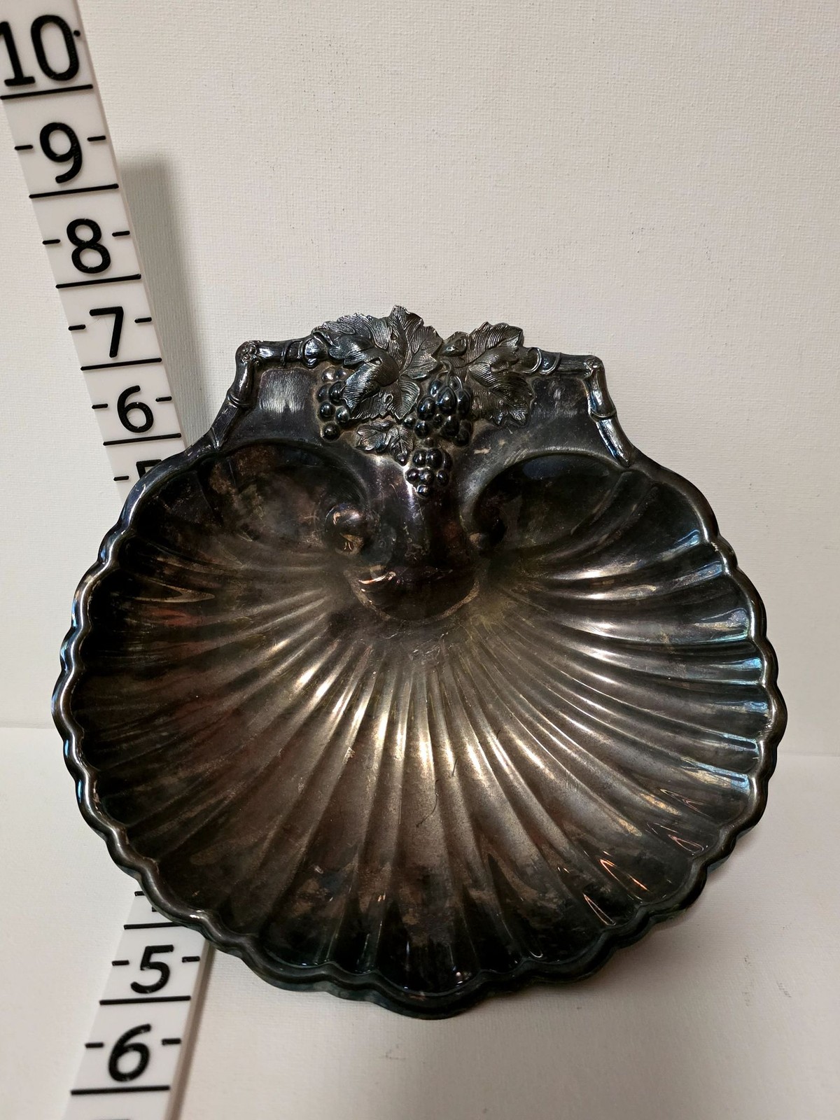 Reed & Barton Shell Dish Dishware Silver Plate Decorative Serving Dish Scalloped
