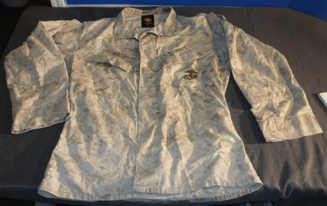 USMC U.S. MARINE CORP DESERT MARPAT JACKET COAT BLOUSE W/ EGA MEDIUM REFULAR