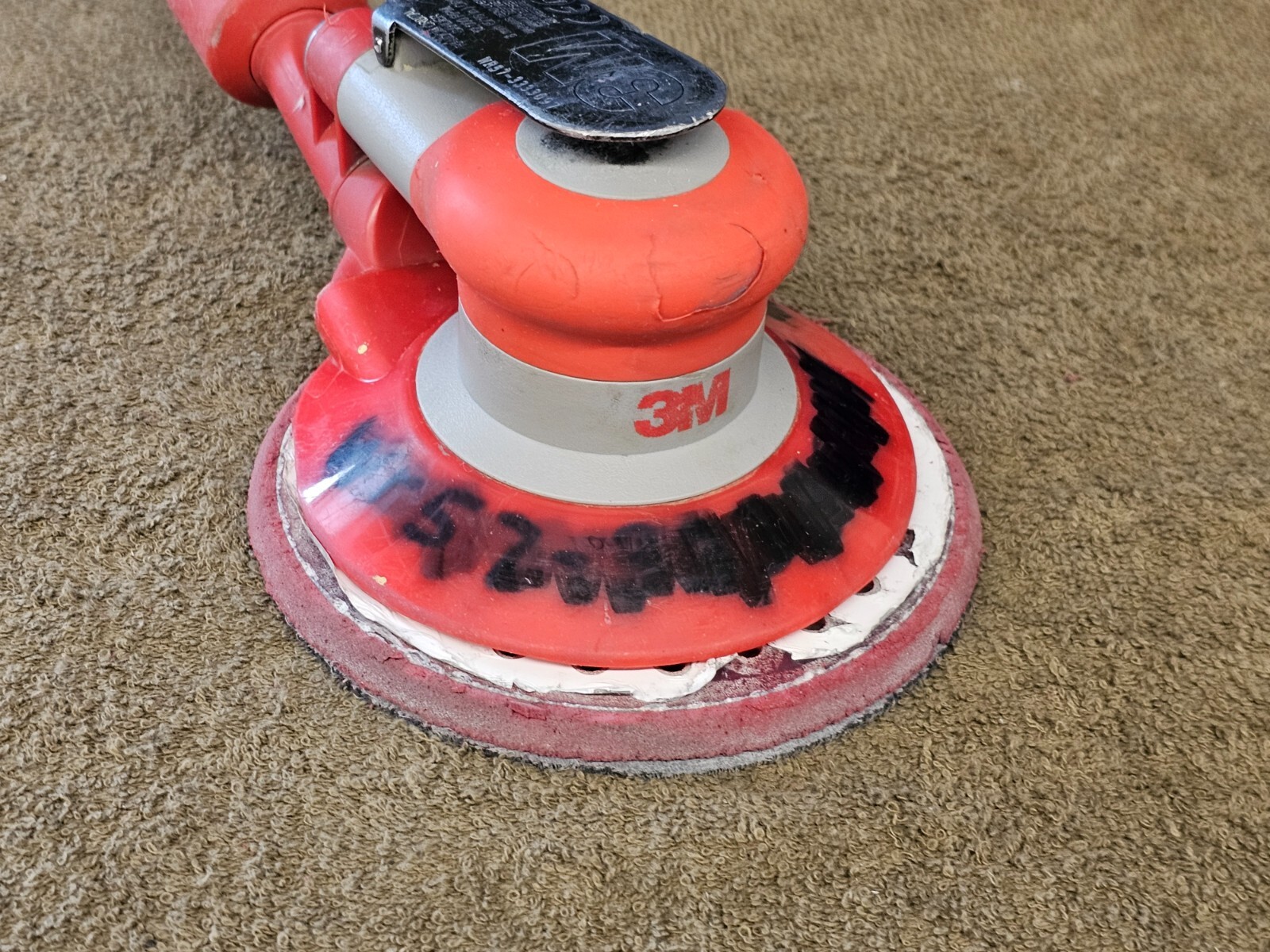 3M 20208 Vacuum Random Orbital Sander Pneumatic Air Hook loop 6" Disc Pad