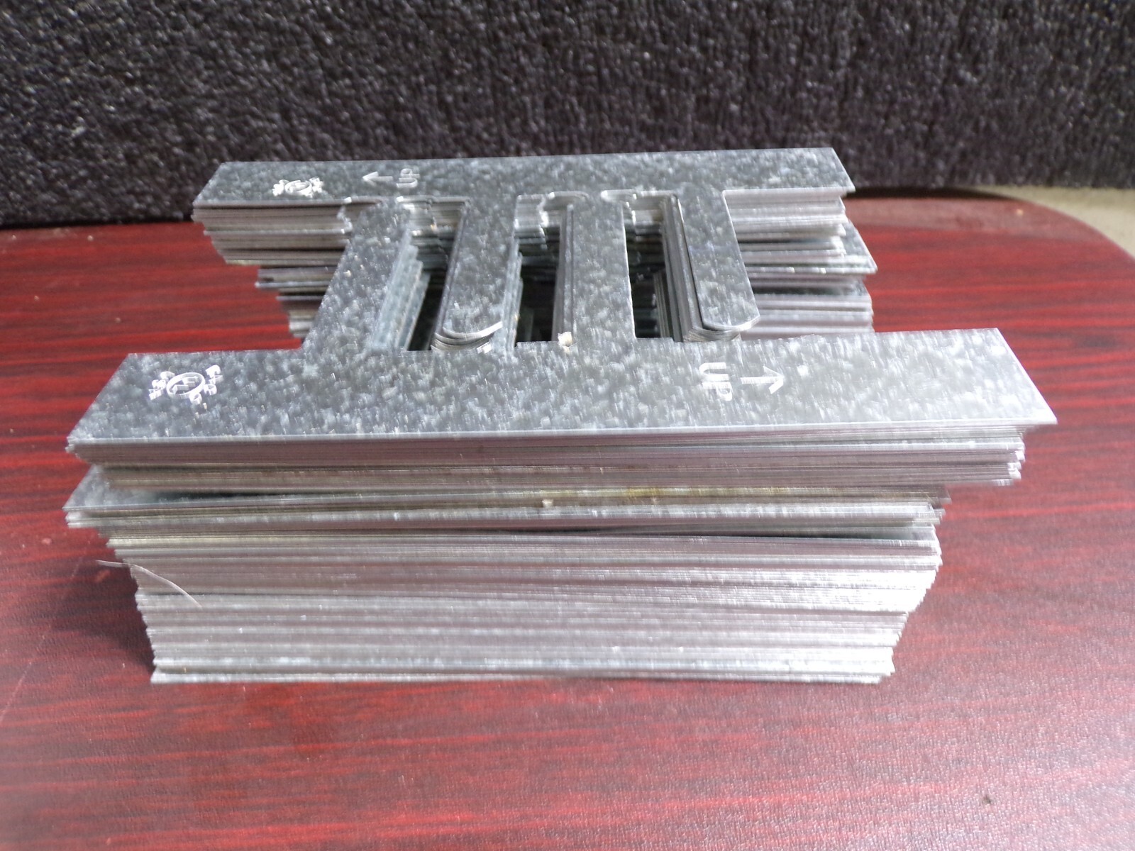 100PK RACO 977 Switch Box Support,Steel 30EJ95 (G)