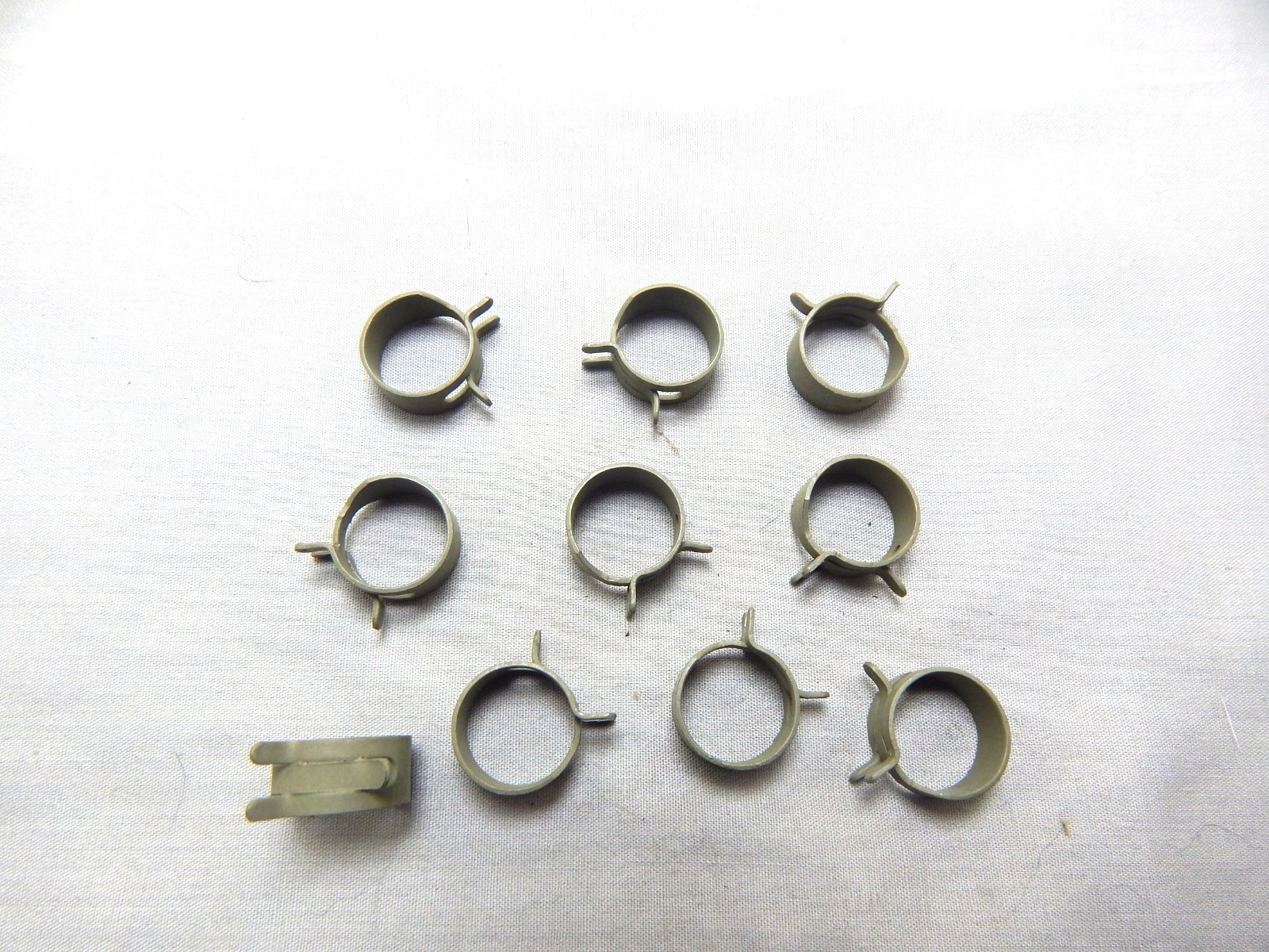 5/8" SPRING HOSE CLAMPS