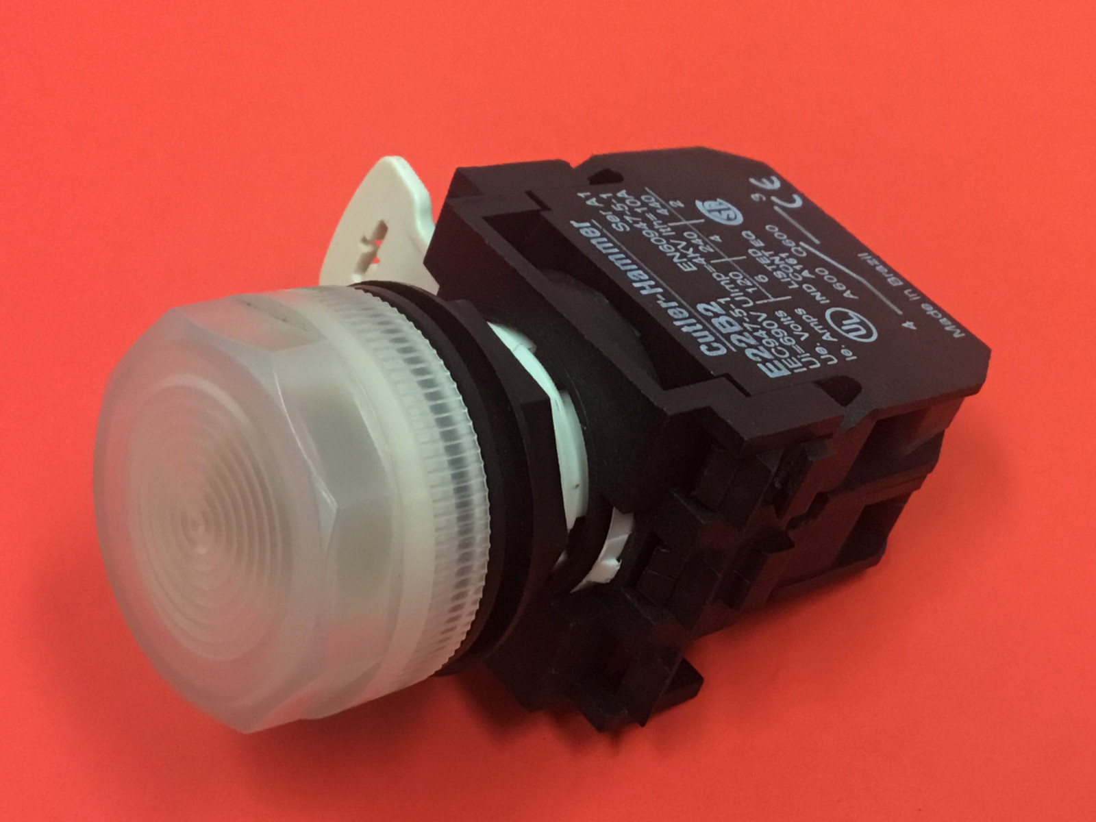 Cutler-Hammer - P/N: E22D - Ser. A2 - White Pilot Light