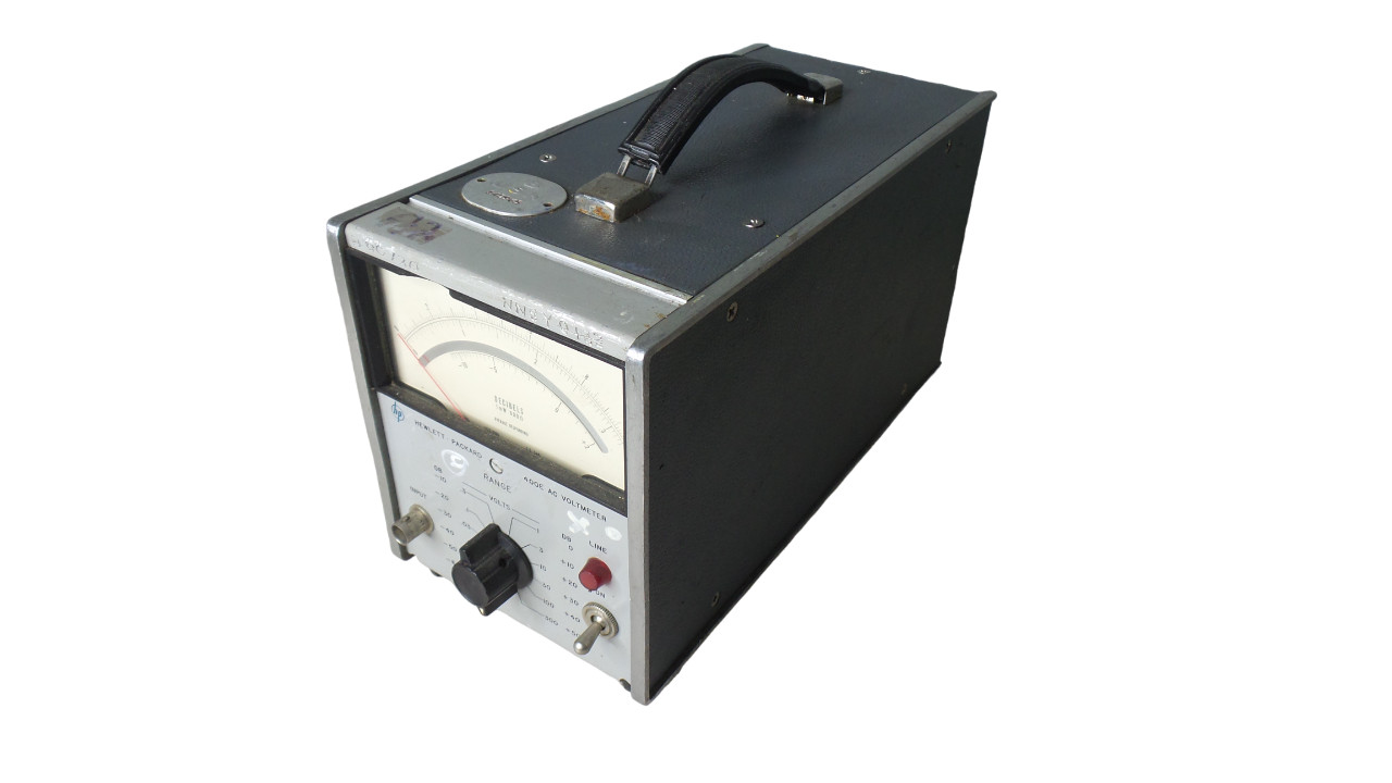 HP 400E AC Voltmeter - Free Shipping