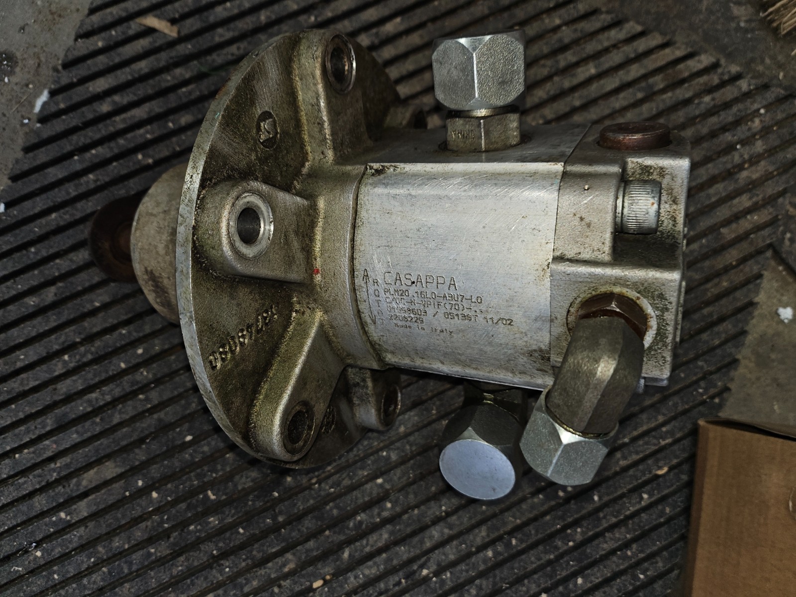 Casappa rotory gear motor/ from commercial lawn mower
