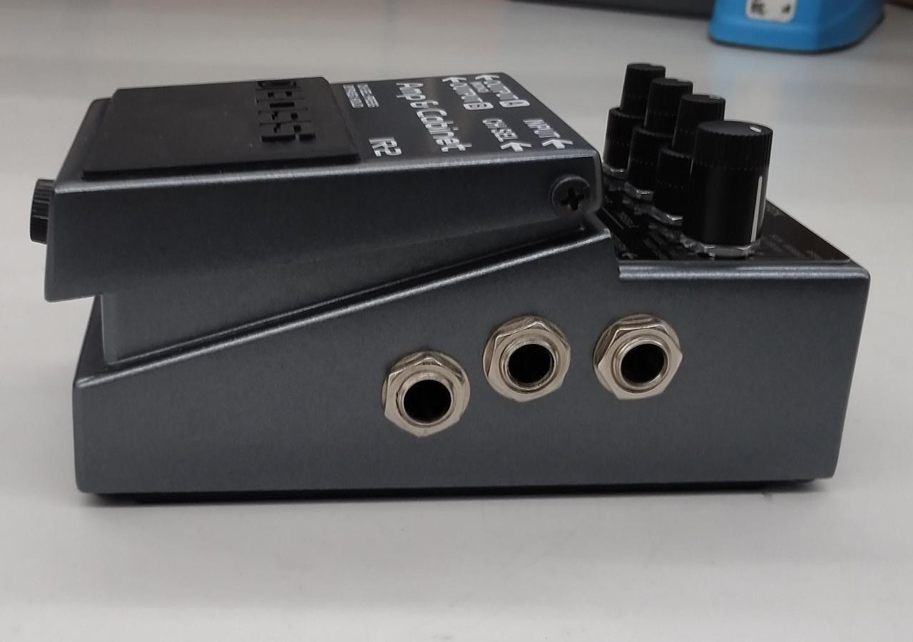 BOSS IR-2 Multi-Effects Pedal with Amp Sim & IR Loader Compact