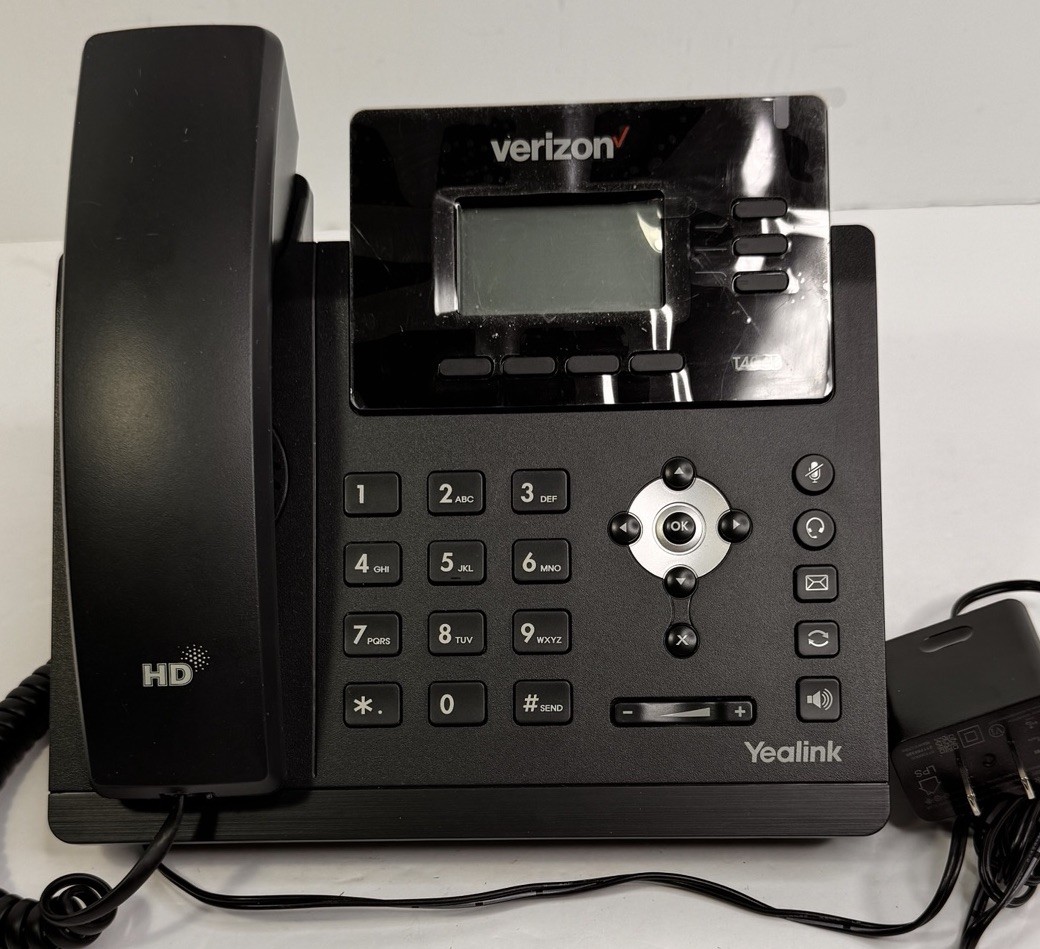 Yealink SIP-T40G Gigabit 3-line IP Phone HD Voice Phone System Stand/Handset