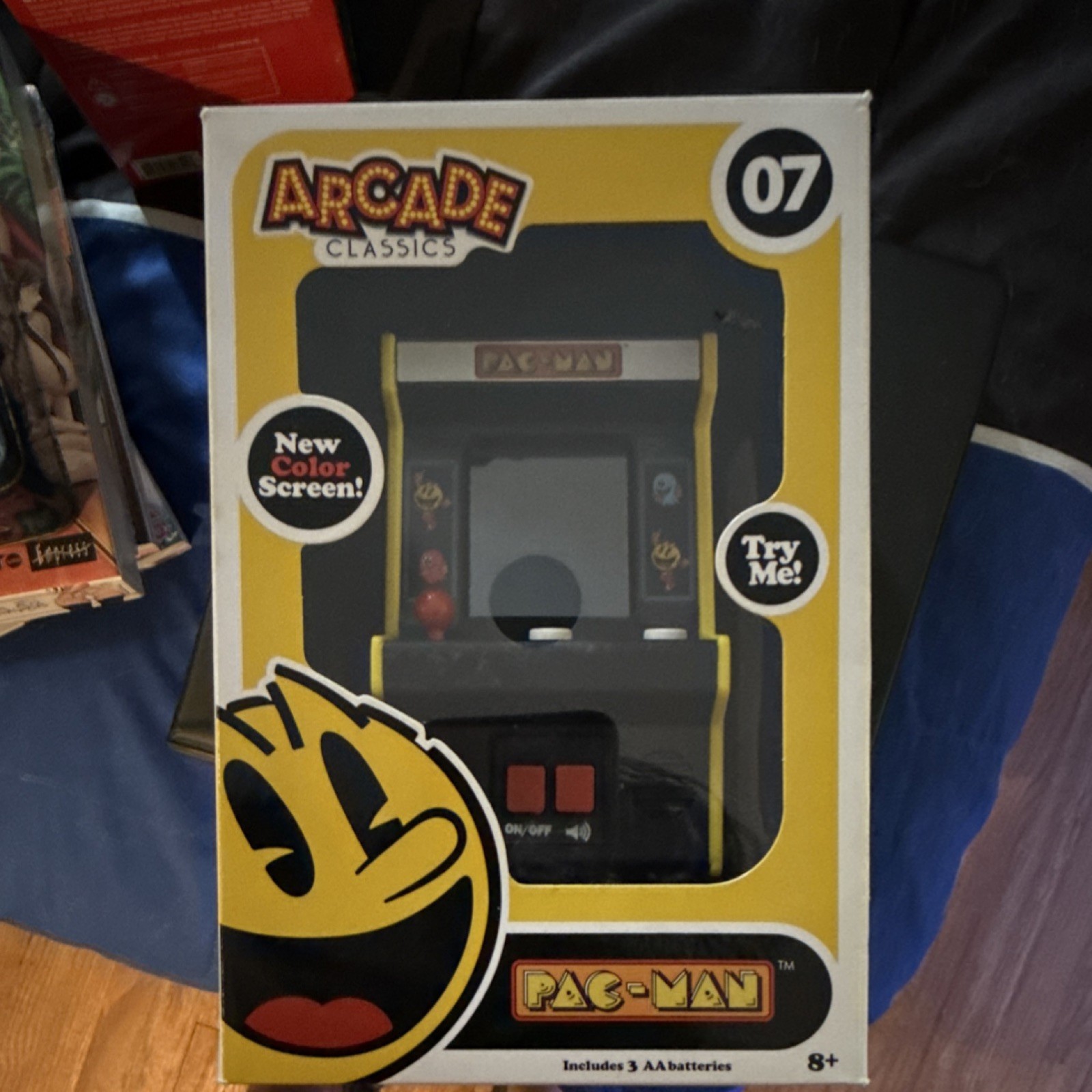 Basic Fun Pac-Man Mini Arcade Machine with Color Screen Reproduction