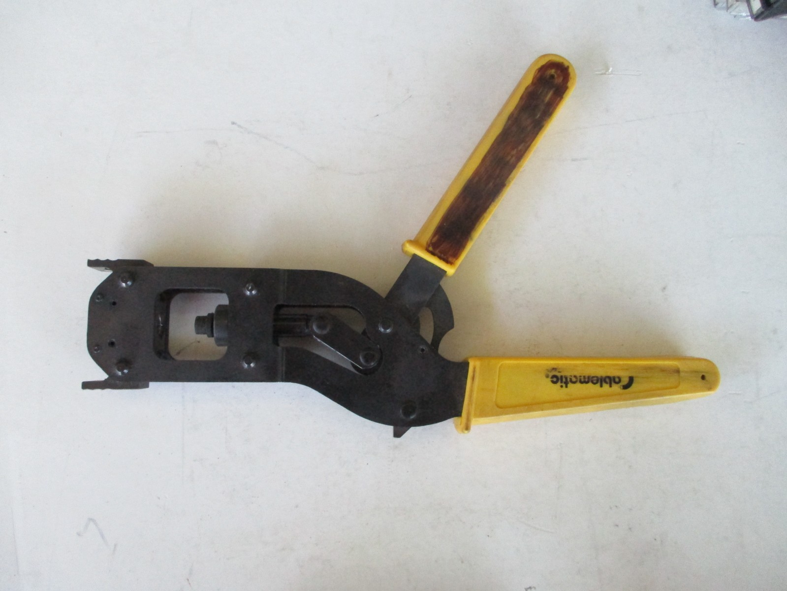 Cablematic Ripley RG 59/6 CABLE CRIMPING COMPRESSION Coaxial TOOL (FIXED)