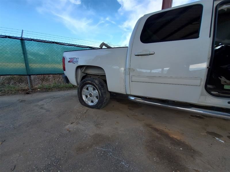 Communication Module PN: 22832743 1LT OEM 2012 Silverado 1500