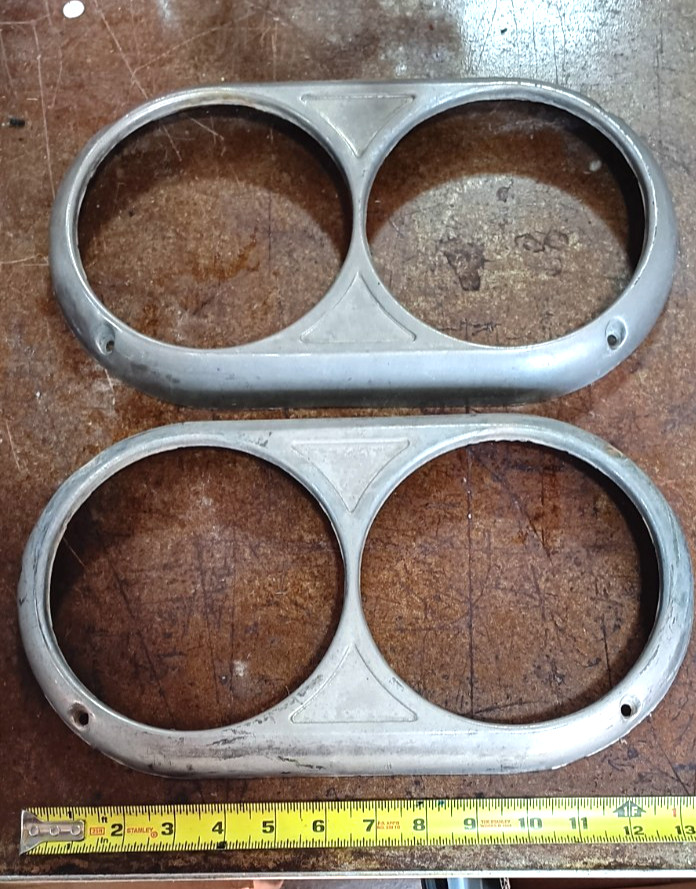 1 Pair - Used Kenworth Truck Vintage Headlight Bezels