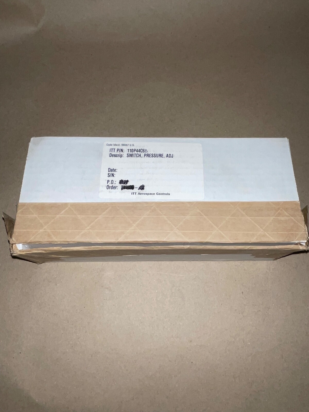 New ITT 110P44C6B Neo Dyn Adjustable Pressure Switch 3-15psi 125/250v-ac 125v-dc