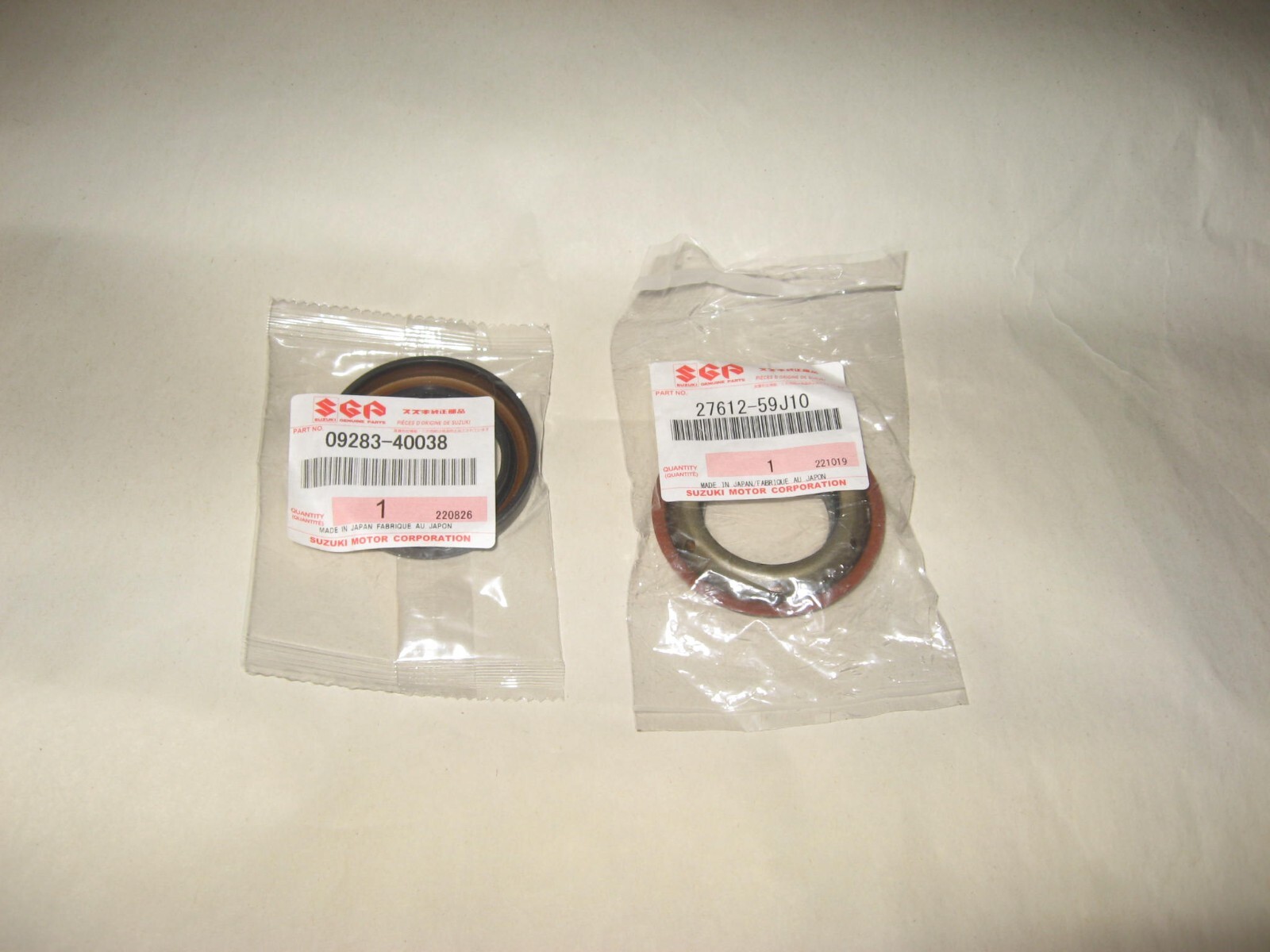 CV AXLE SEALS FRONT TRANSMISSION TRANSFER CASE SEALS for Suzuki SX4 AWD A/T