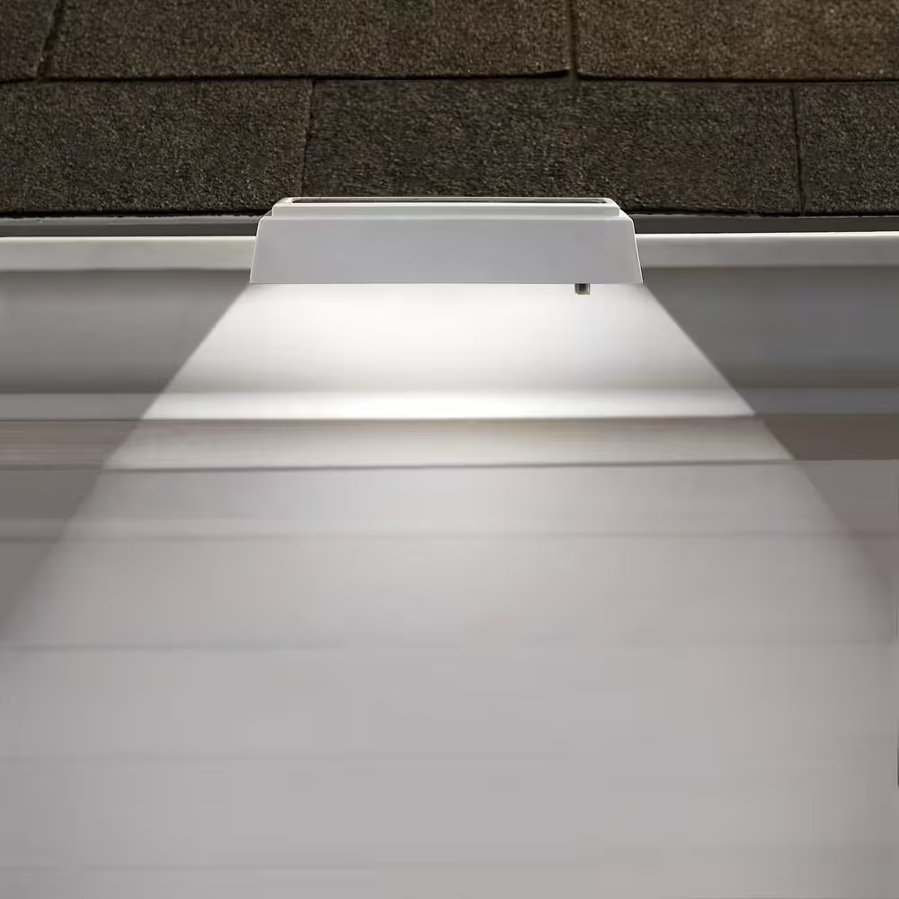 Solar Gutter Lights Outdoor LED Floodlight 2 Pack Weather Resistant Auto On Off
