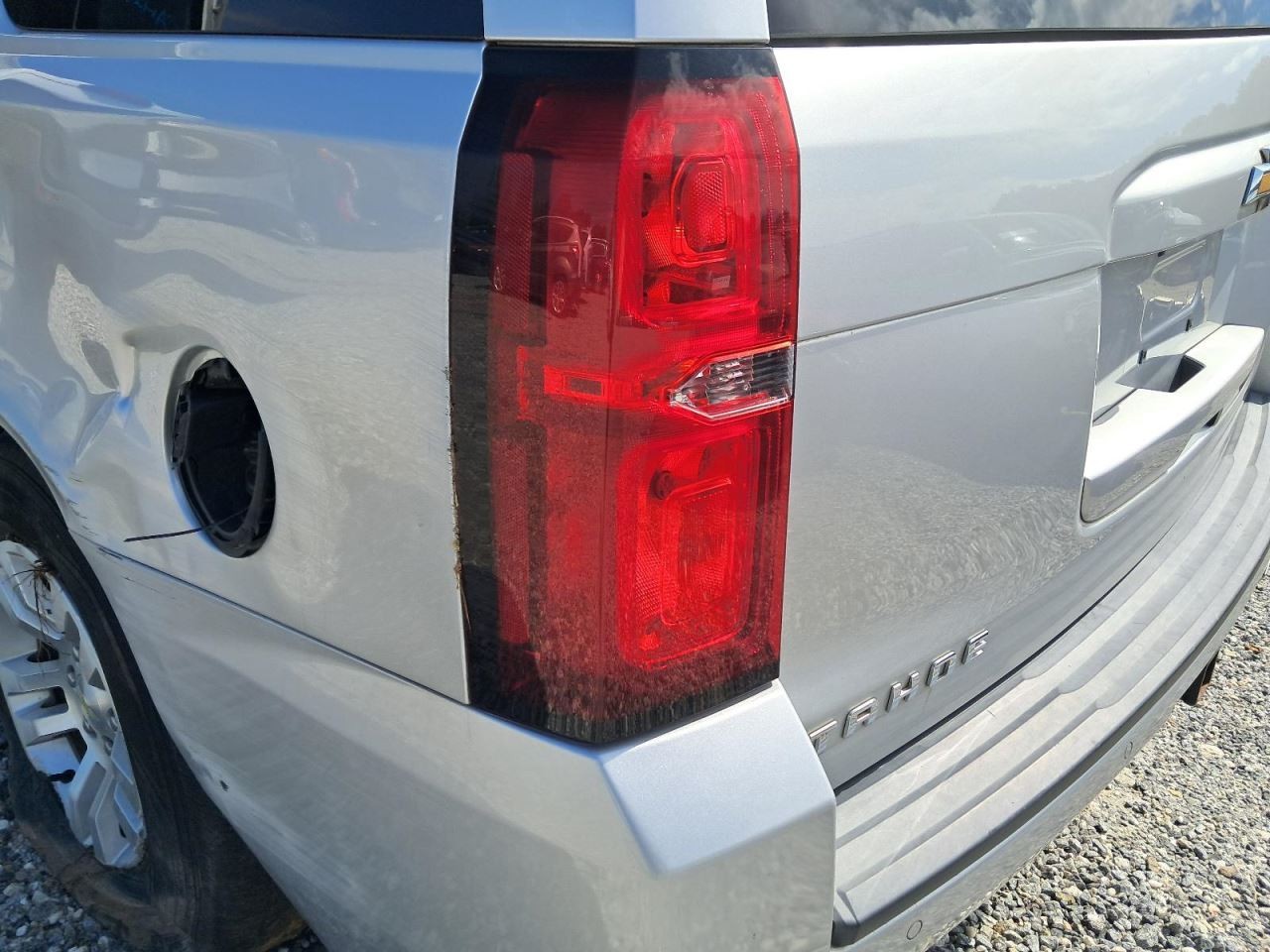 TAHOE 2015 Glove Box 4780045