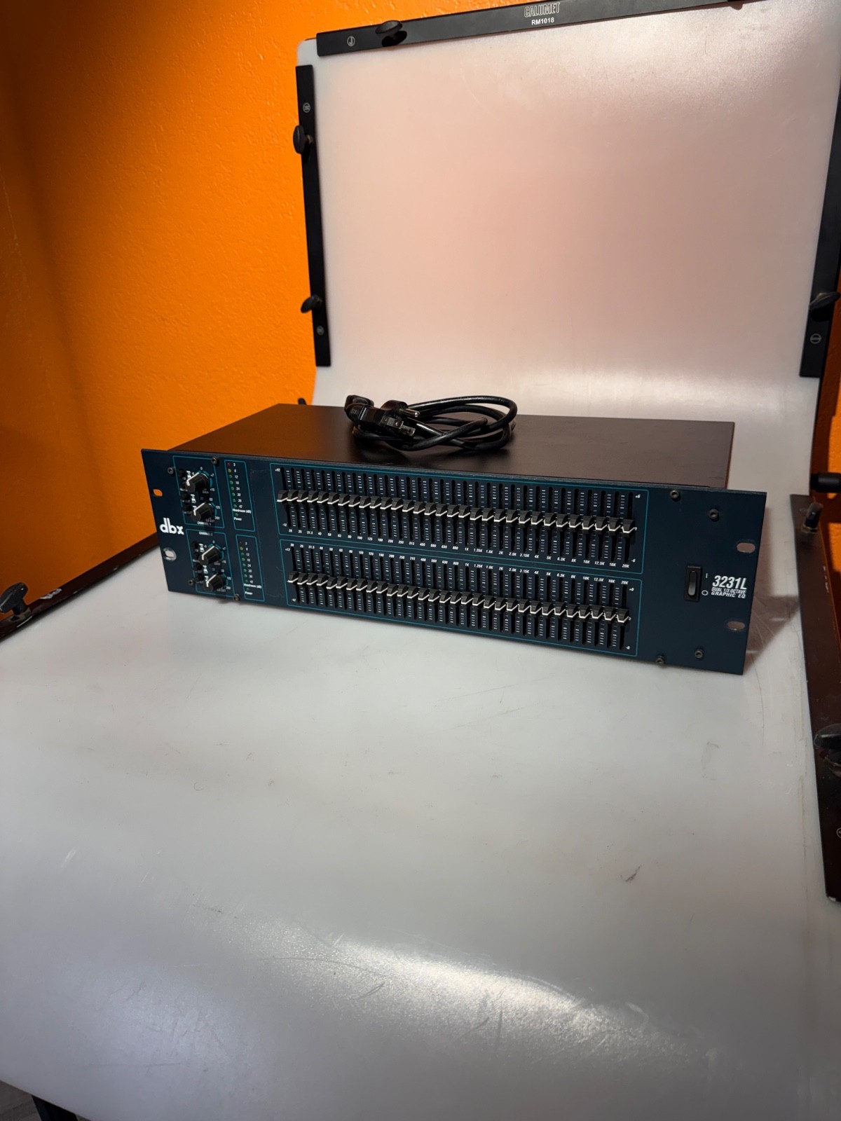 DBX 3231L Dual 1/3 Octave Graphic Equalizer