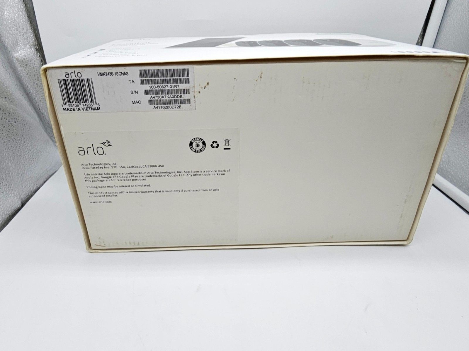 EMPTY BOX ONLY! Arlo Essential Spotlight Camera System (4-Pack) + Solar Panel VM