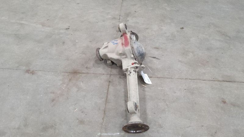 2004-2005 Ford F150 Front Differential 5.4L Carrier Assembly 3.73 Ratio OEM
