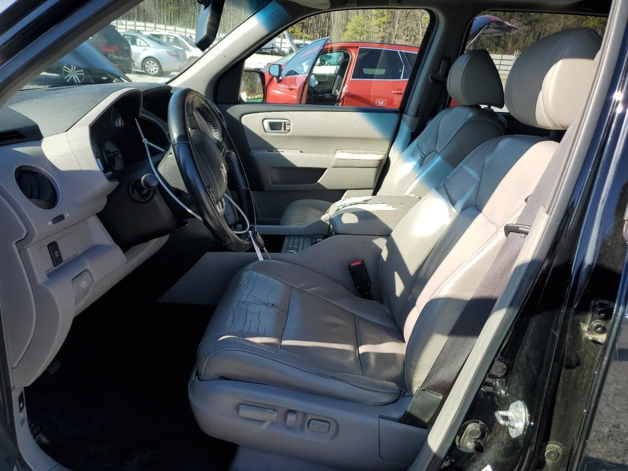 PILOT 2011 Glove Box 4512623