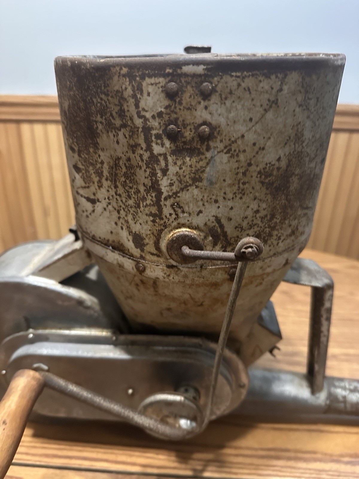 ANTIQUE W.J CRAVEN CO EVERSHAM DUSTER SEEDER ROTARY BLOWER MACHINE EXTERMINATOR
