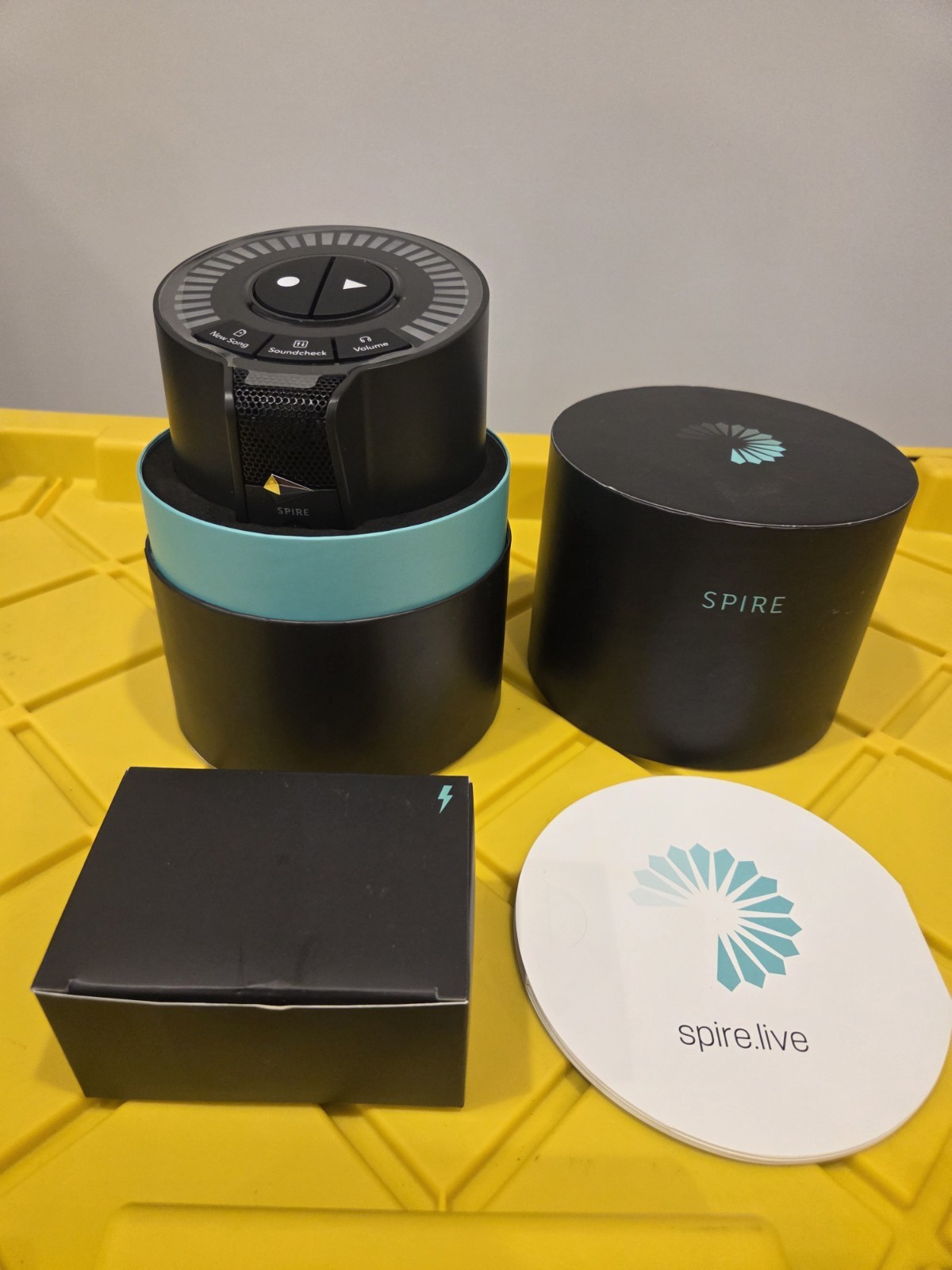 iZotope Spire Studio Portable Audio Interface