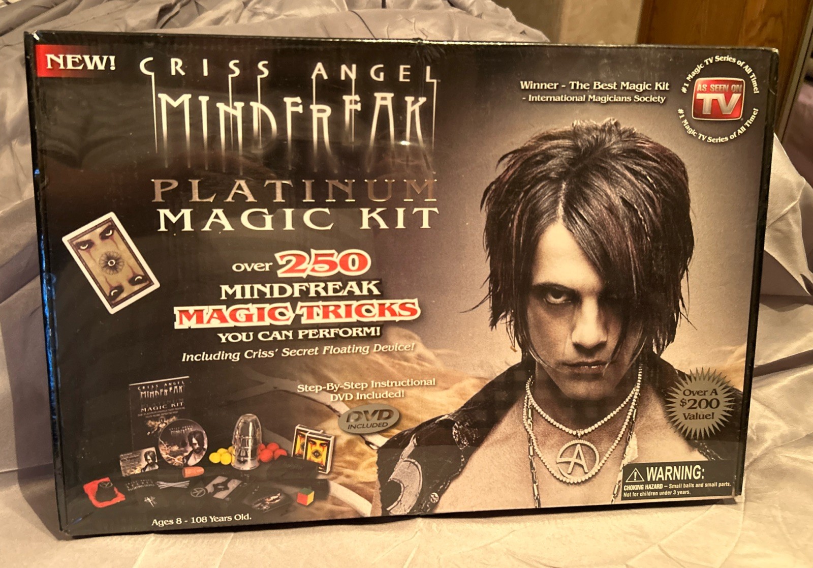 Criss Angel Mindfreak PLATINUM Magic Kit NEW Sealed 250 tricks! with DVD