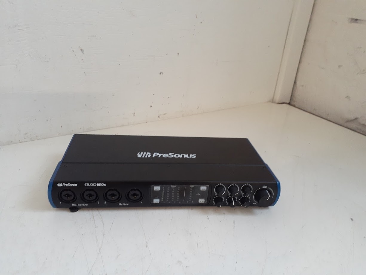 PreSonus Studio 1810c USB-C Audio Interface – 18x10, 24-Bit/192kHz, XMAX Preamps