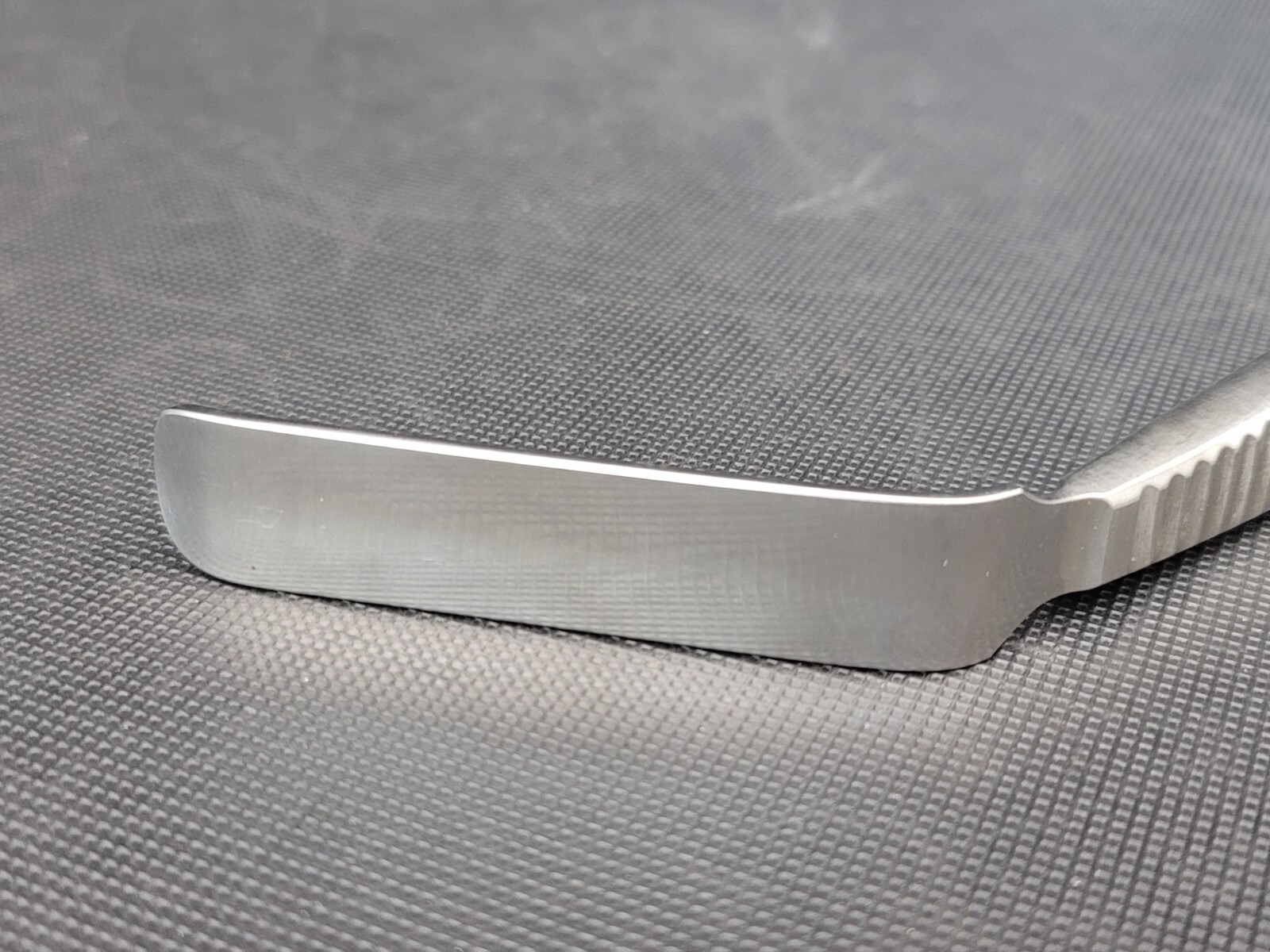 VM84-2192 Blade Retractor 18mm 7" Germany