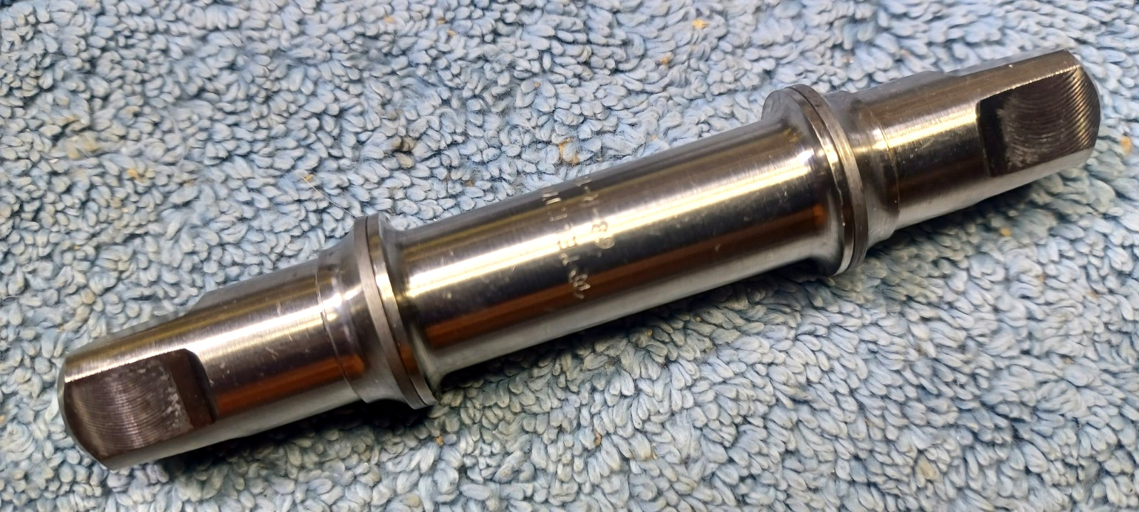 VGC, Teledyne Titan Titanium Bicycle Bottom Bracket Spindle 112mm