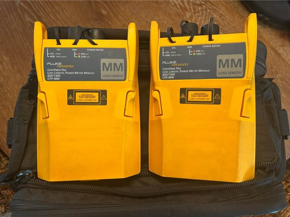 Fluke CFP-MM CertiFiber Pro Multimode Modules Pair w/ EF TRC Test Cords & Case