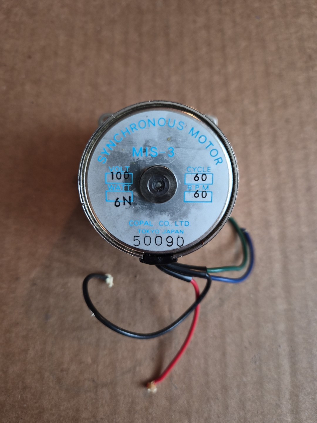 Copal Co. LTD Synchronous Motor PN MIS-3, 100V, 60 HZ, 60 RPM, USED.