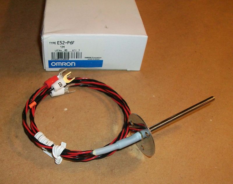 Omron Thermocouple E52-P6F  NEW IN BOX