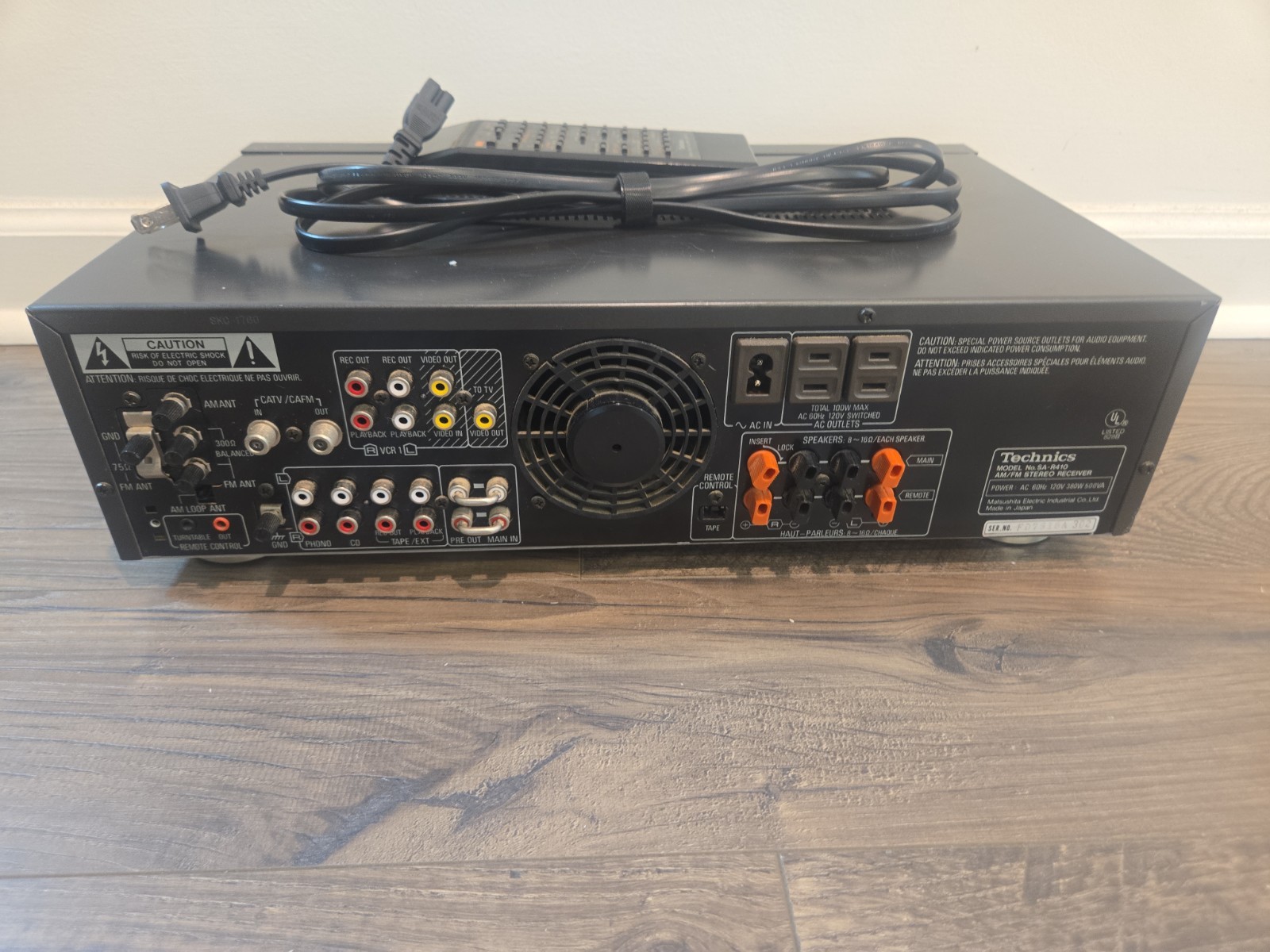 1980's Rare Technics Stereo Receiver SA-R410 No Remote Tested & Working
