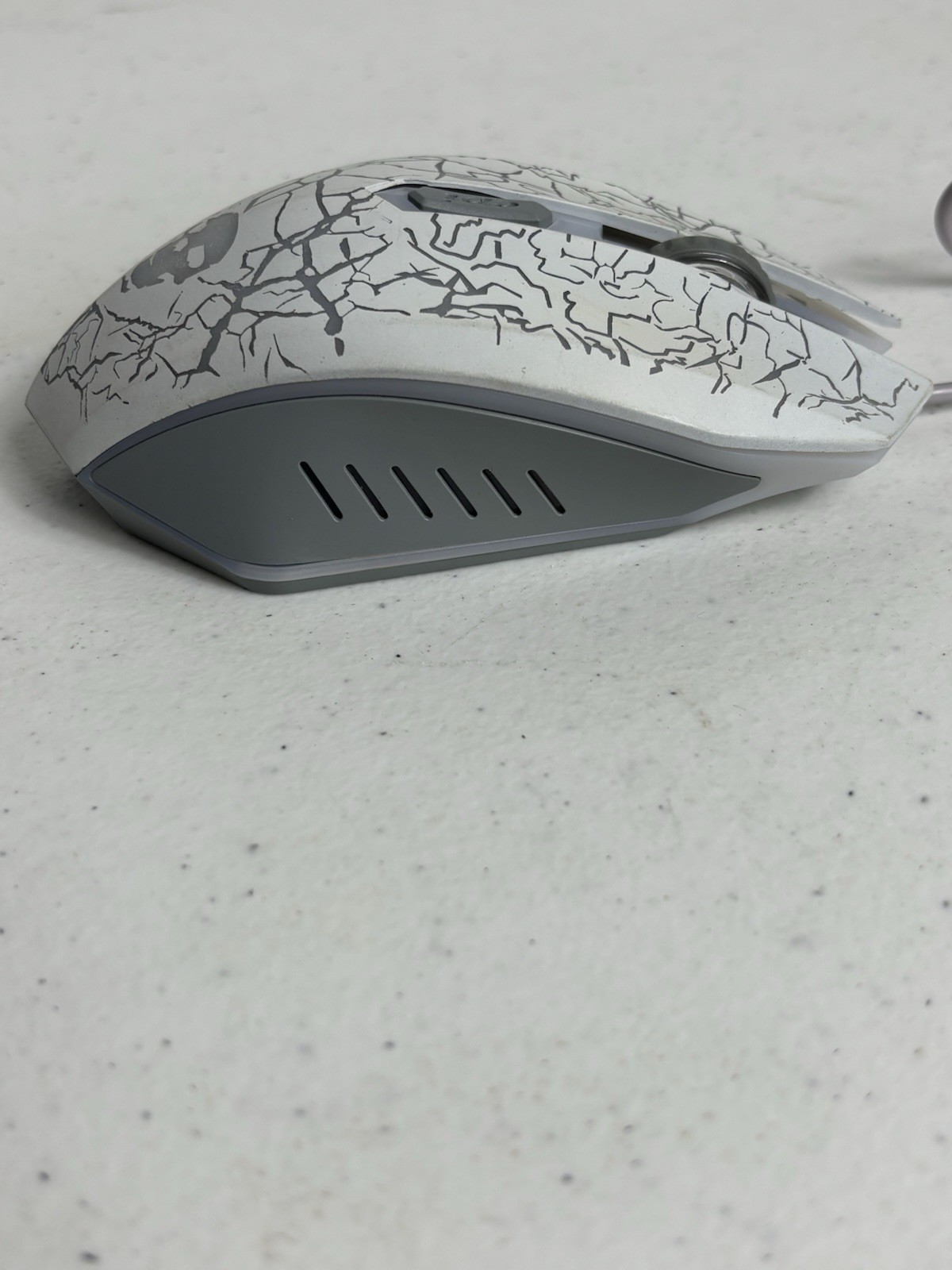 Kuiyn T6 Backlit USB Wired Ergonomic Gaming Mouse