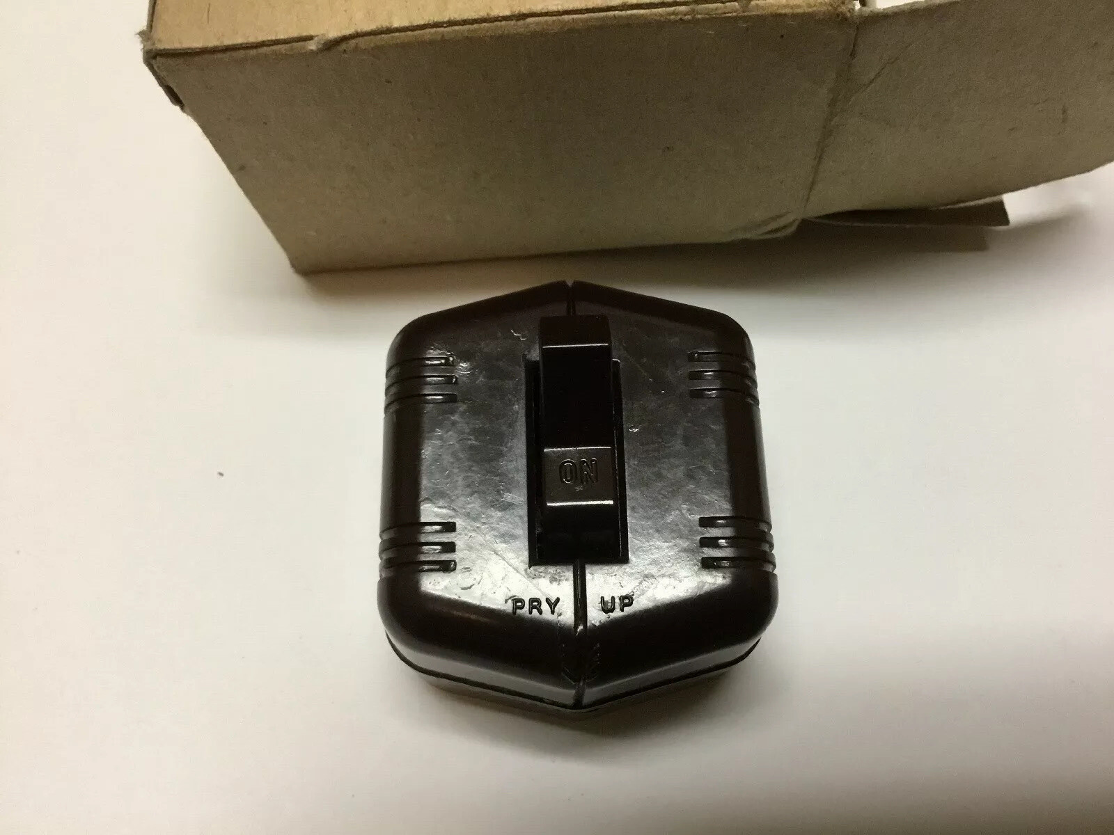 VINTAGE EAGLE GE5311-1 WALL SWITCH ON/OFF NOS