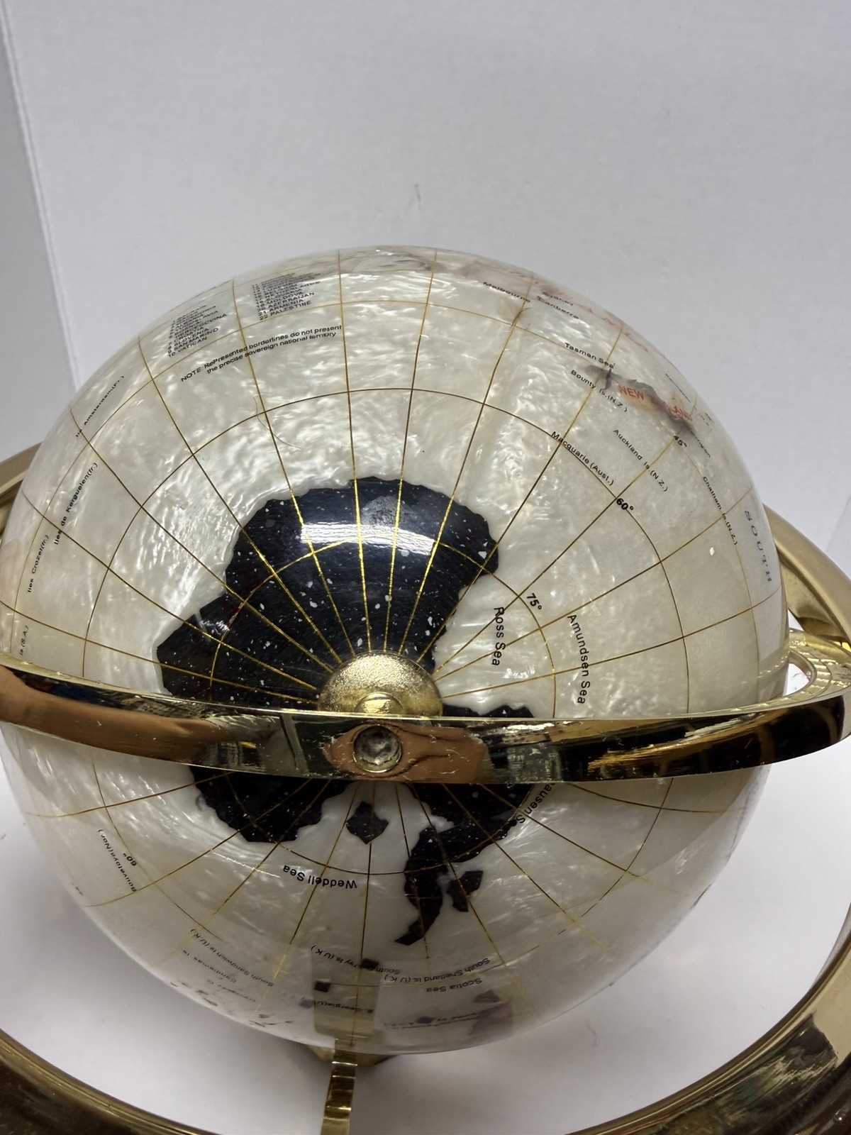 World Globe- Decorative Desktop Globe Gold Frame with Compass