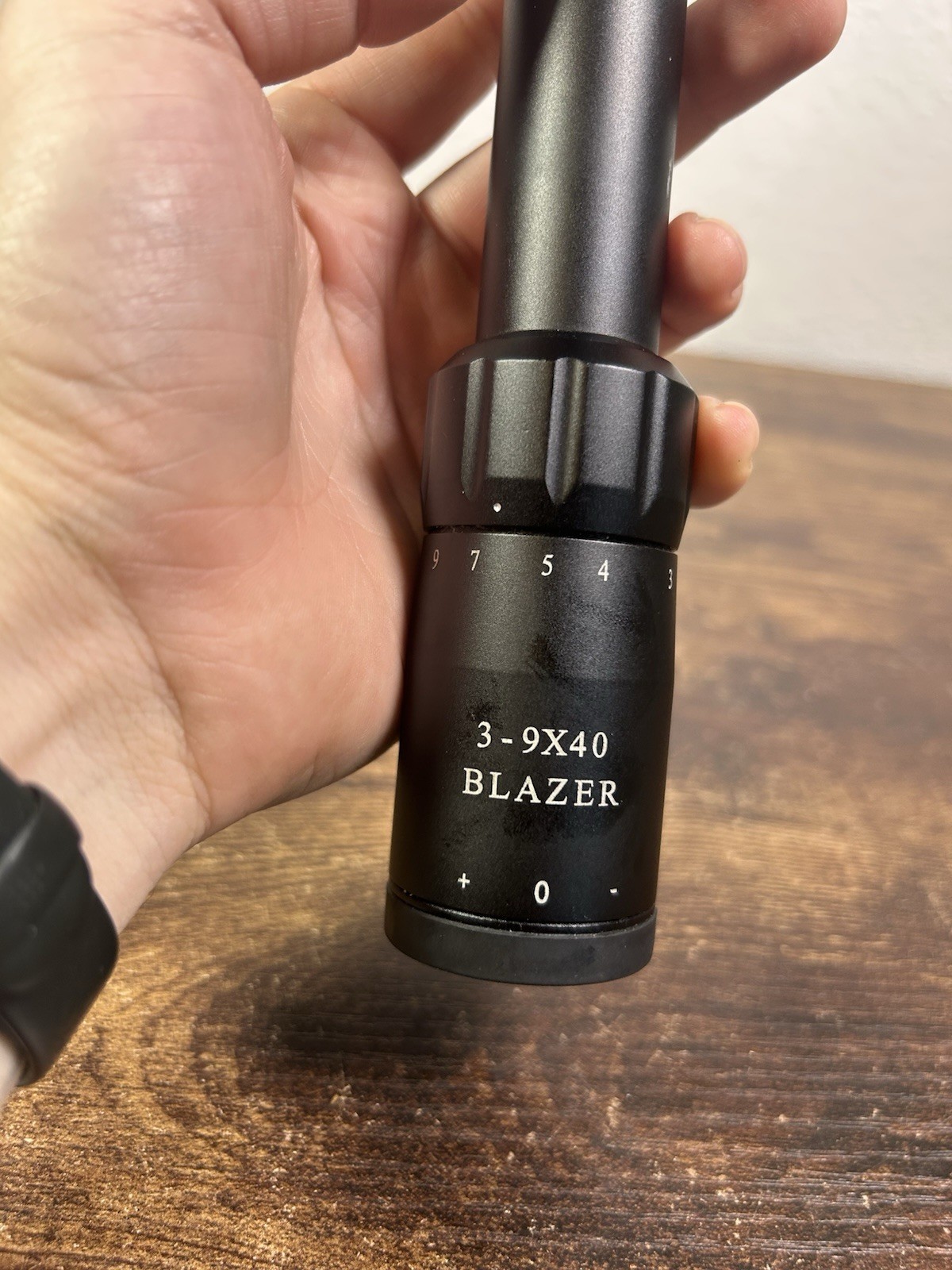 SIMMONS BLAZER 3-9X40 RIFLE SCOPE Has Few Scratches
