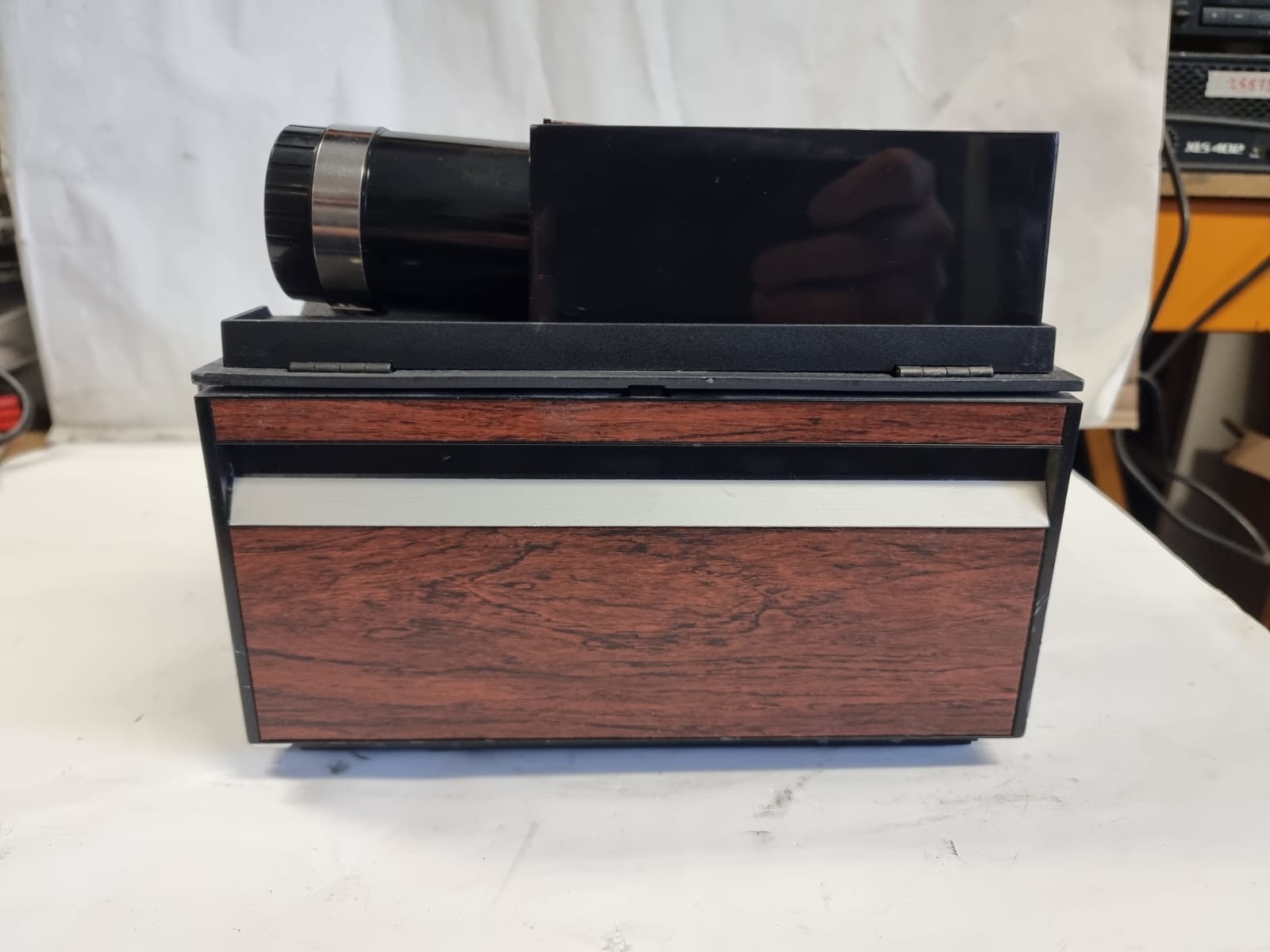 Vintage Bell & Howell Model 851ss Slide cube projector / Please read