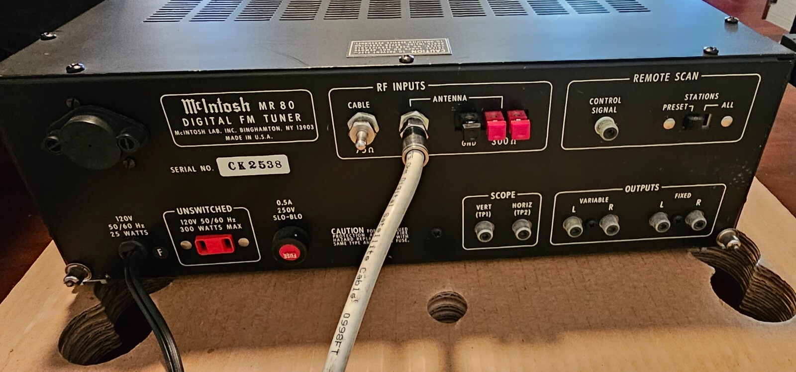 McIntosh MR80 Tuner