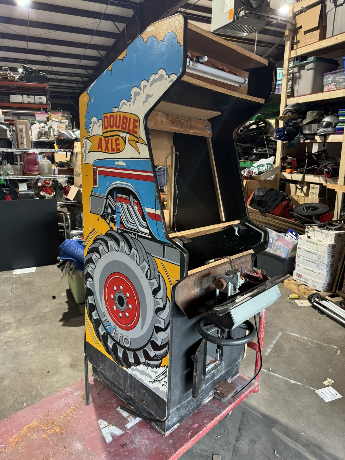 DOUBLE AXLE ARCADE PARTS MACHINE TAITO 1990 CABINET PCB STEERING PEDAL NO SCREEN