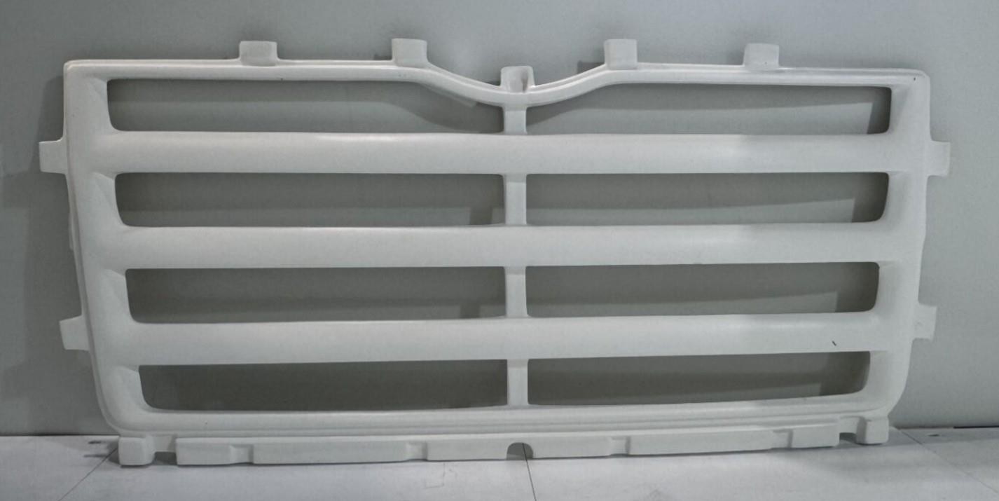 Sterling L/LT7501 Aftermarket Fiberglass Grille - Replaces OEM # A17-13814-000
