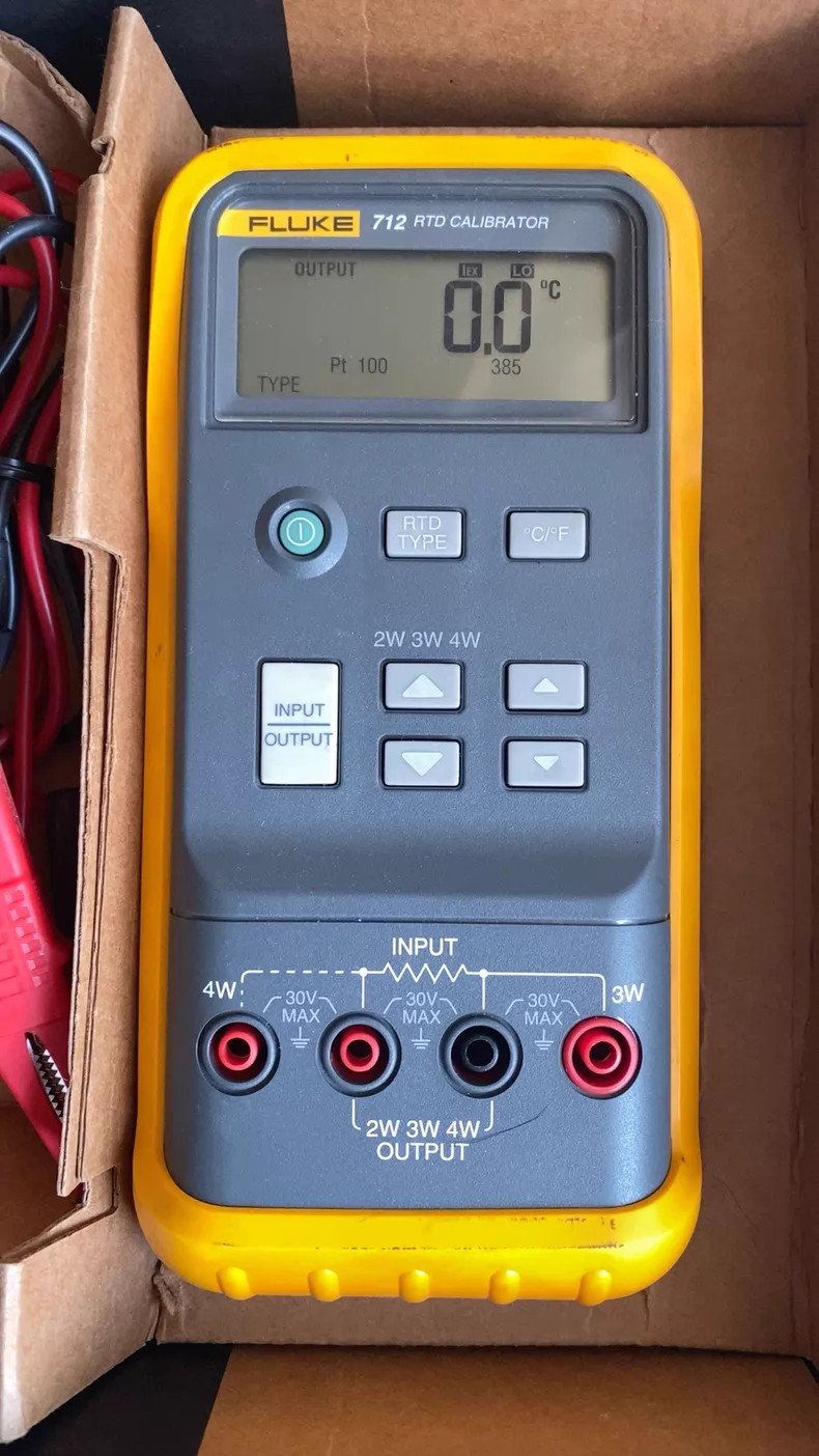 Ship FedEx 1PCS NEW IN BOX  712 RTD Process Calibrator