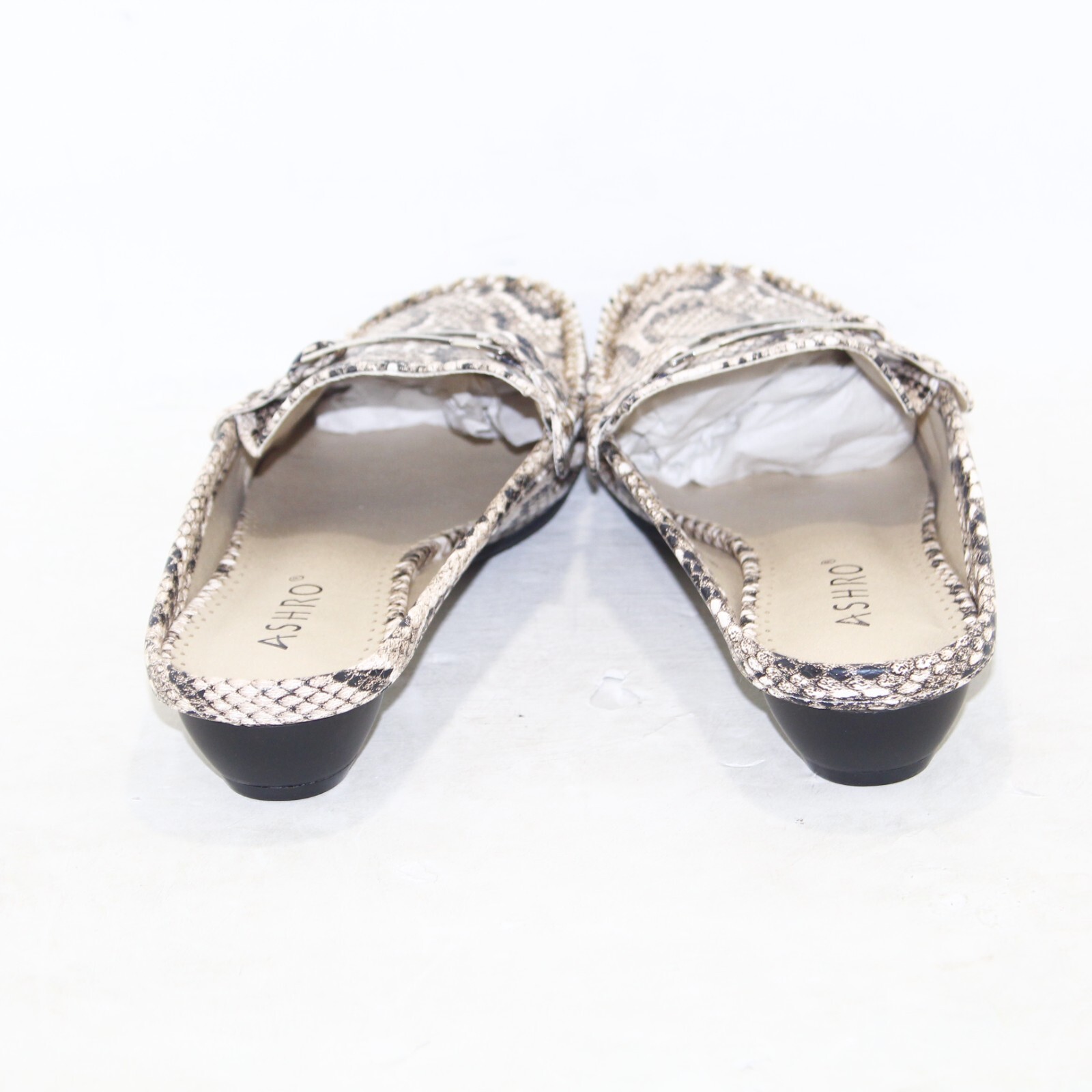 Ashro womens low back slip on dress shoe Multiple sizes Snakeskin pattern NEW