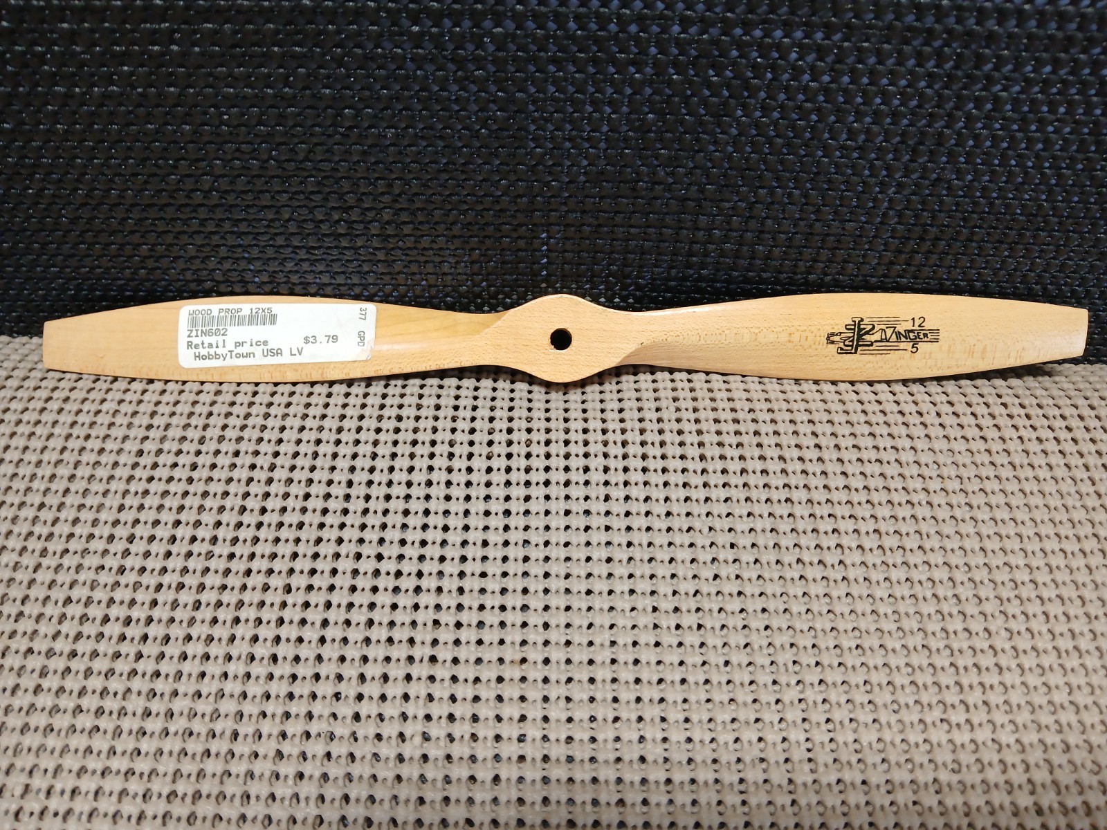 JZ ZINGER*MODEL AIRPLANE ENGINE PART*WOODEN PROPELLER*12×5*SP*NOS*SAI