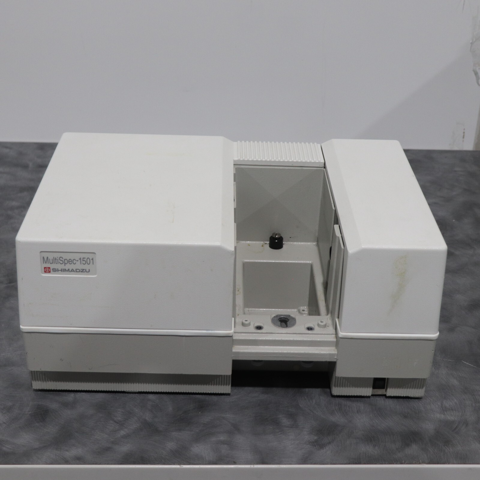 SHIMADZU MULTISPEC-1501 UV-VIS PHOTODIODE ARRAY SPECTROPHOTOMETER