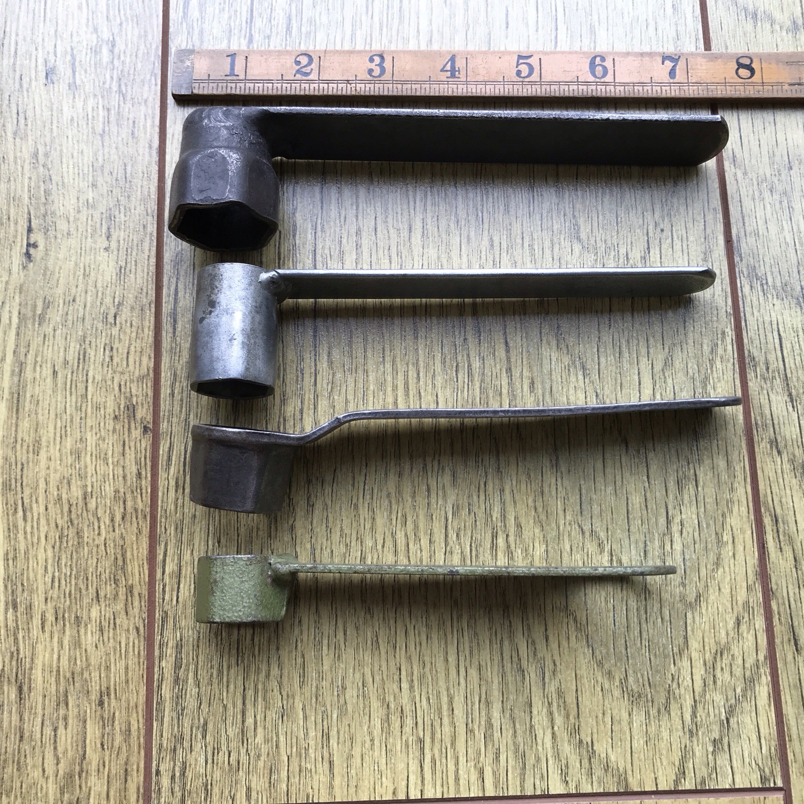 4 Vintage Spark Plug Spanners Classic Car Tool Kit.