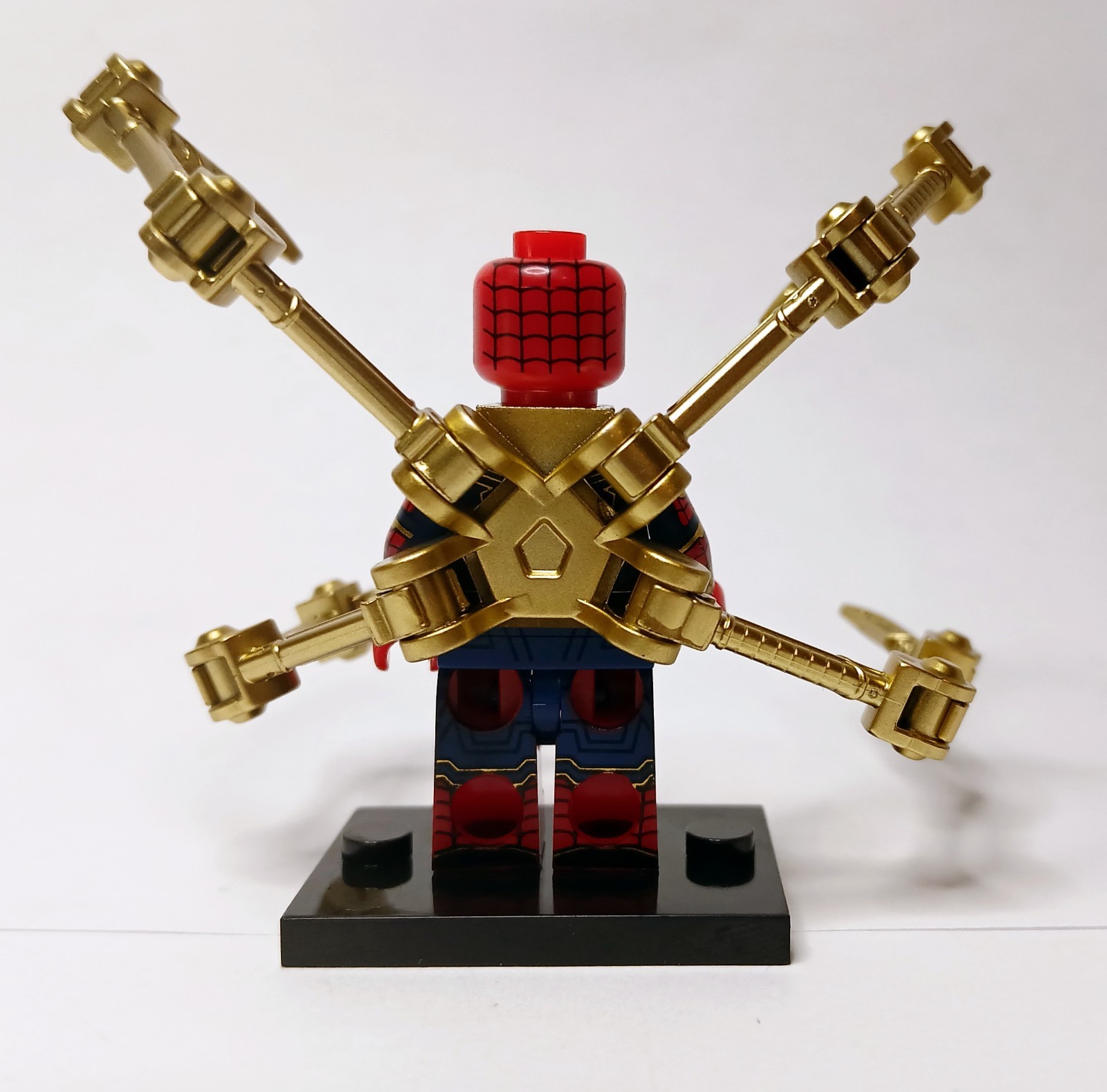 Iron Spider-man Minifig