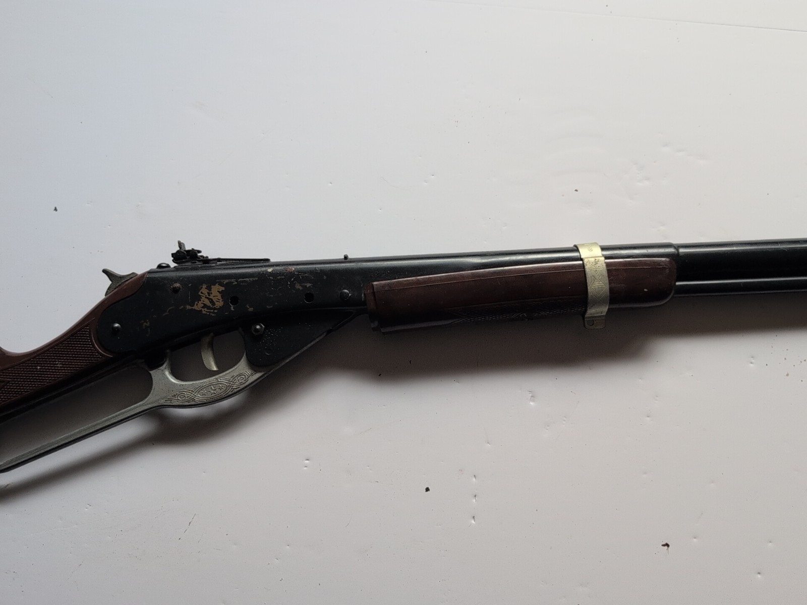 Vintage Daisy Model 94 BB Gun, Roger’s Arkansas USA (Weak)