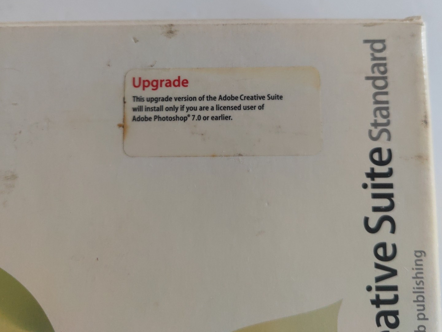 Adobe Creative Suite Standard Upgrade For Mac with Serial Numbers, 4 Disc Set