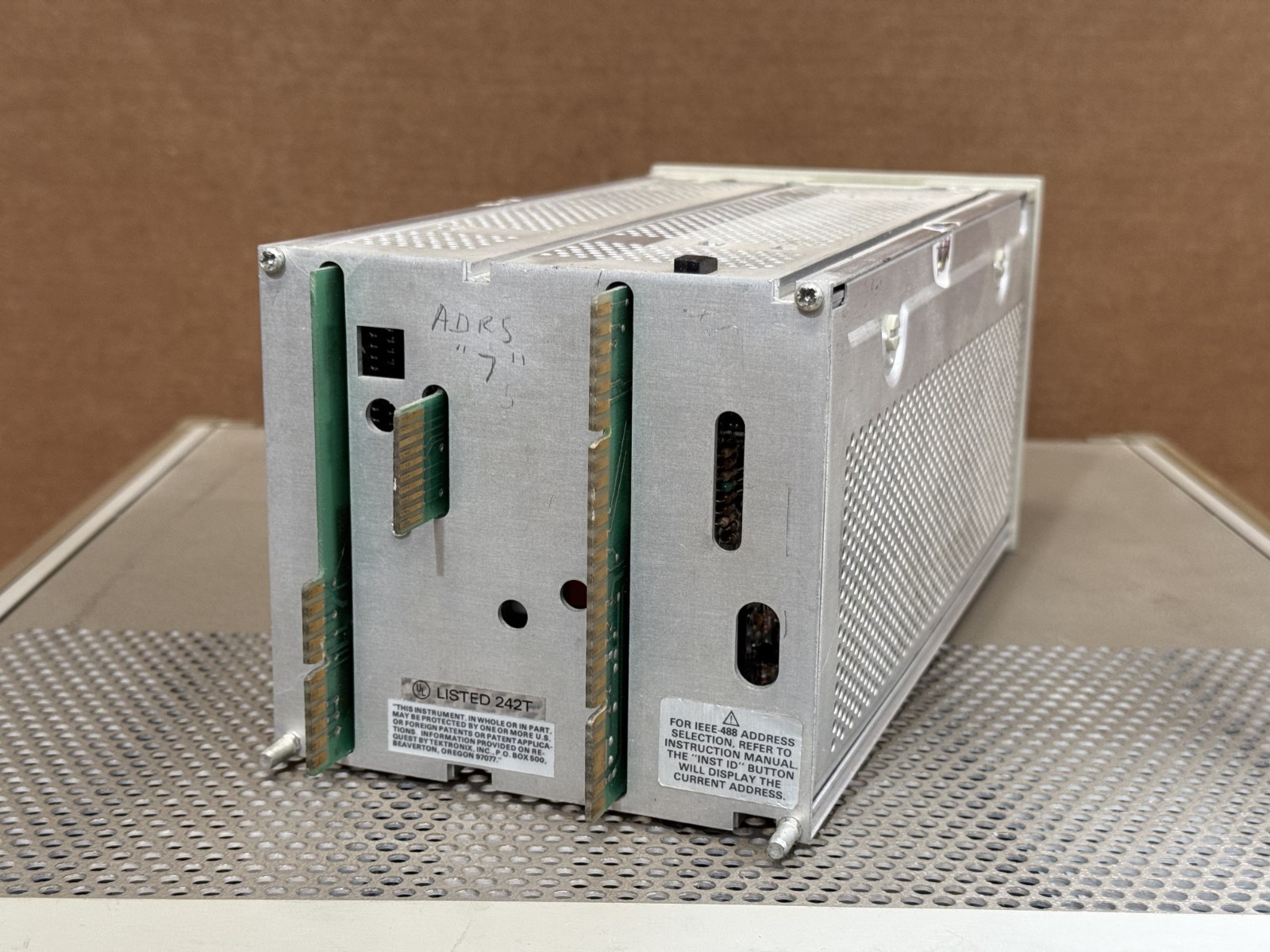 Tektronix DC 5010 Programmable Universal Counter/Timer